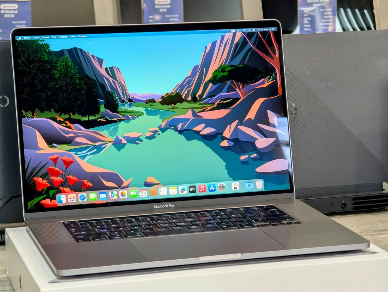 MacBook Pro 16 2019 | i7 9750H | 16GB | 512GB | Radeon Pro 5300M | 16″ Retina — miniatură 3