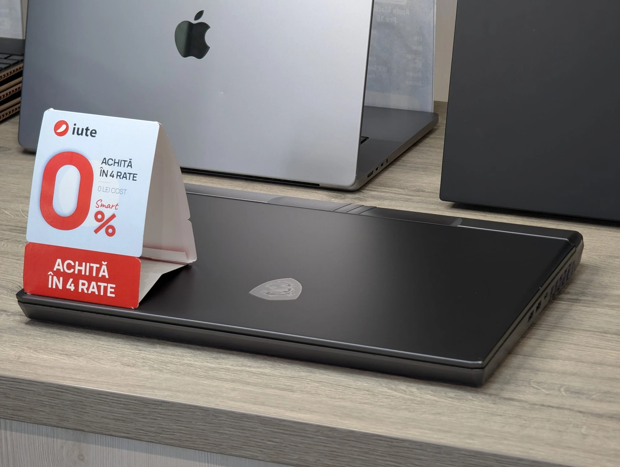 MSI Vector 17 HX | i9-13980HX | 32GB | 1TB | RTX 4080 | 17.3″ 240Hz — miniatură 19