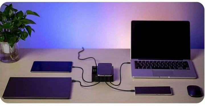 Nou! Încărcător ISDT POWER 200H | 200W | USB-C 100W | Wireless 15W — vedere 2
