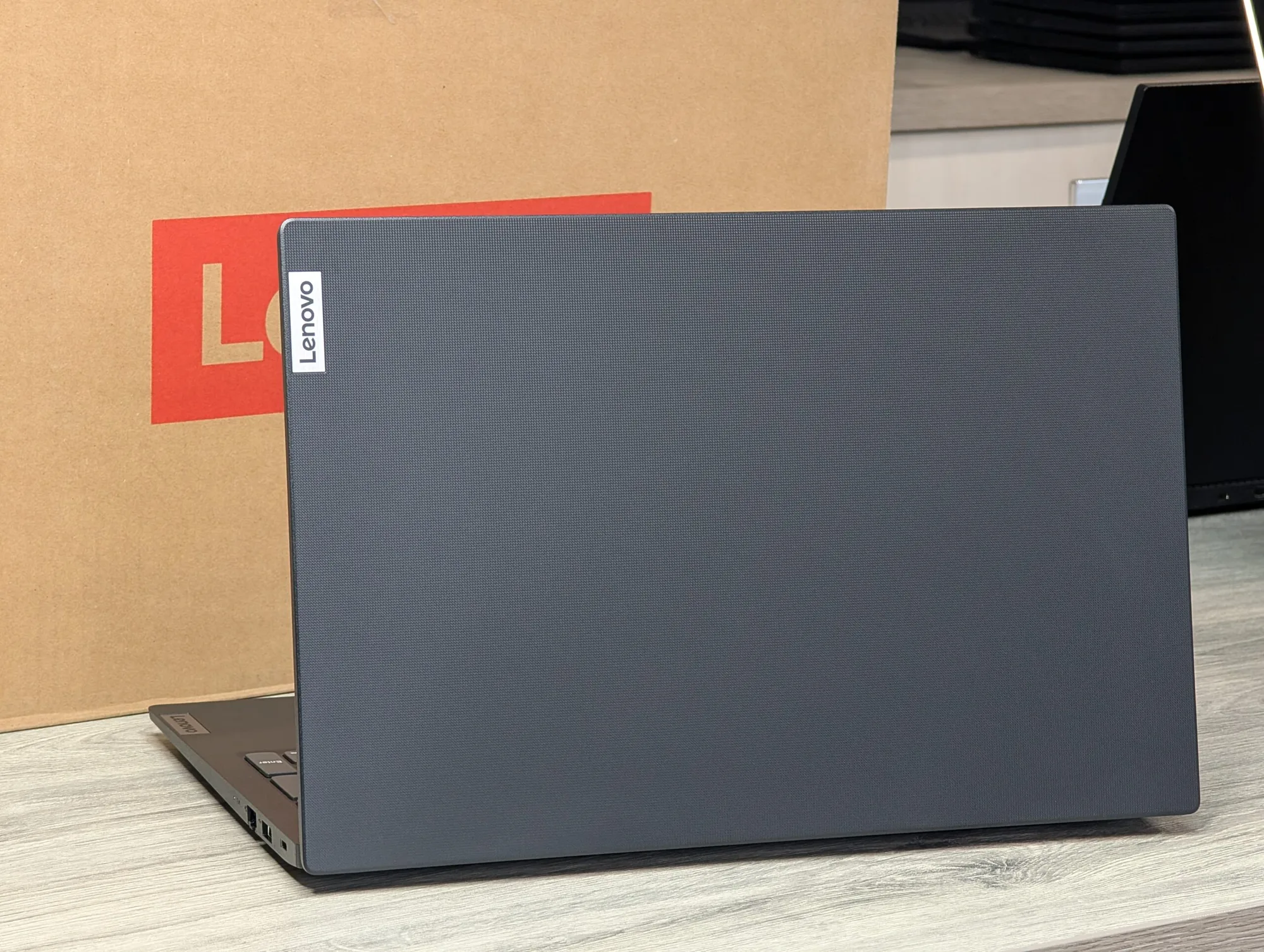 Nou! Lenovo V15 G4 IAH | i3 1315U | 16GB | 512GB | Intel UHD | 15.6″ FHD — miniatură 12