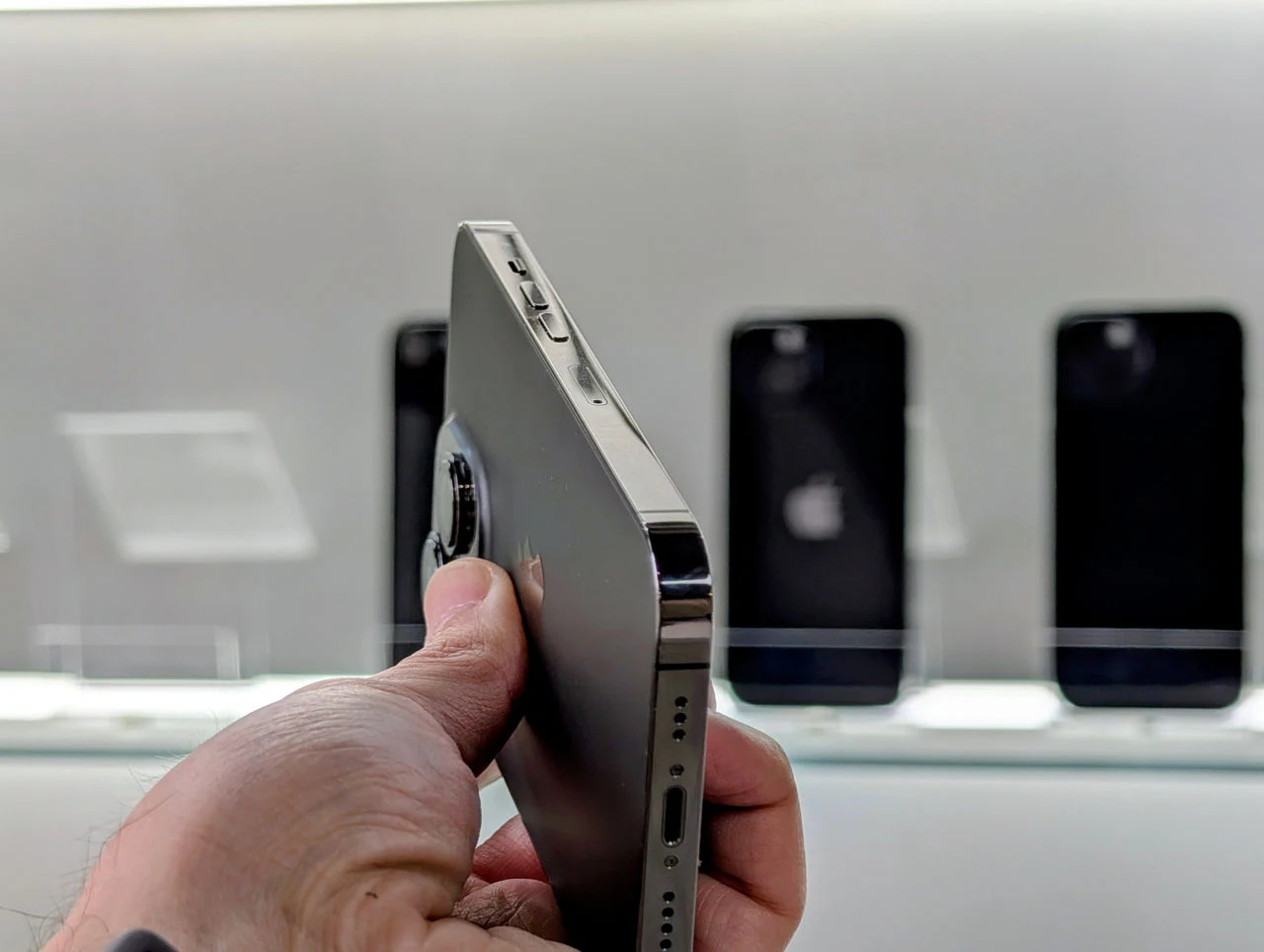 IPhone 13 Pro | A15 Bionic | 6GB | 128GB | 6.1″ Retina | Graphite | Dual SIM — miniatură 7