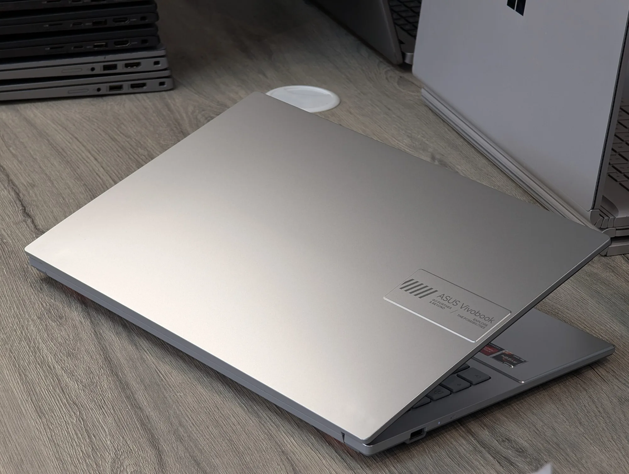ASUS Vivobook Go 15 | Ryzen 3 7320U | 8GB | 512GB | Radeon Graphics | 15.6″ FHD — miniatură 10