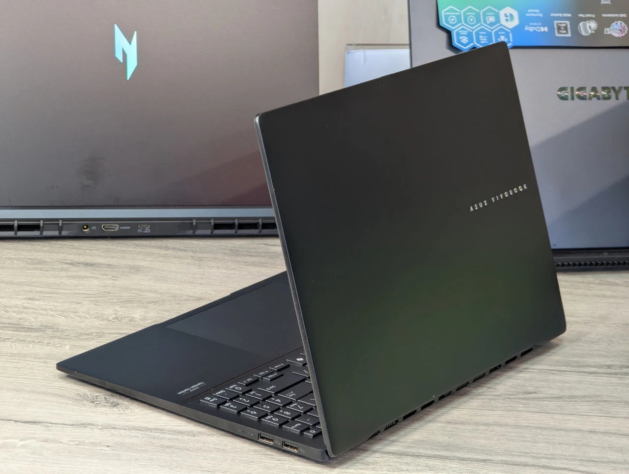 Ca nou! ASUS Vivobook S16 | Ultra 9 285H | 16GB Ram | 1TB | 16″ — miniatură 8