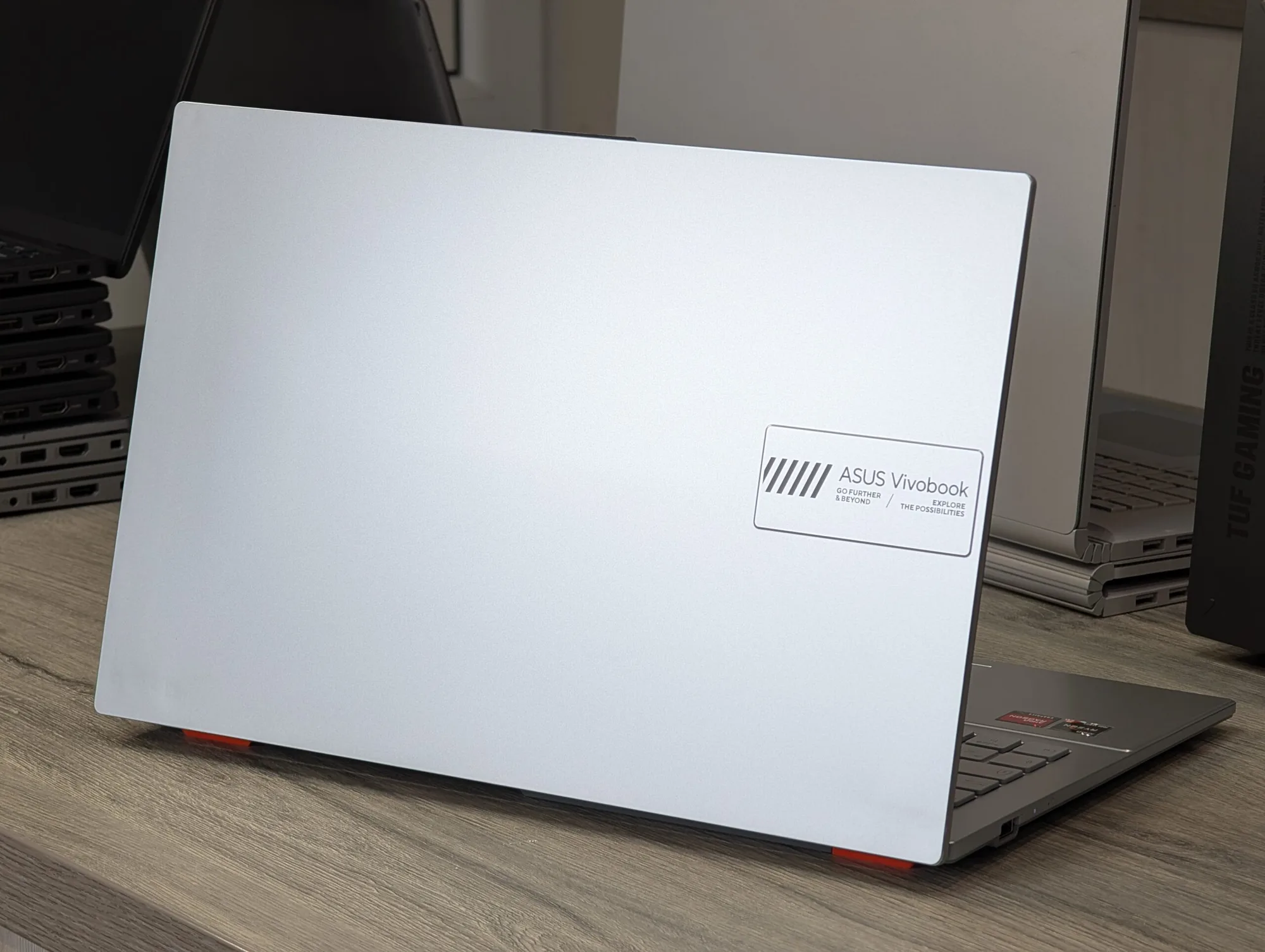 ASUS Vivobook Go 15 | Ryzen 3 7320U | 8GB | 512GB | Radeon Graphics | 15.6″ FHD — miniatură 7
