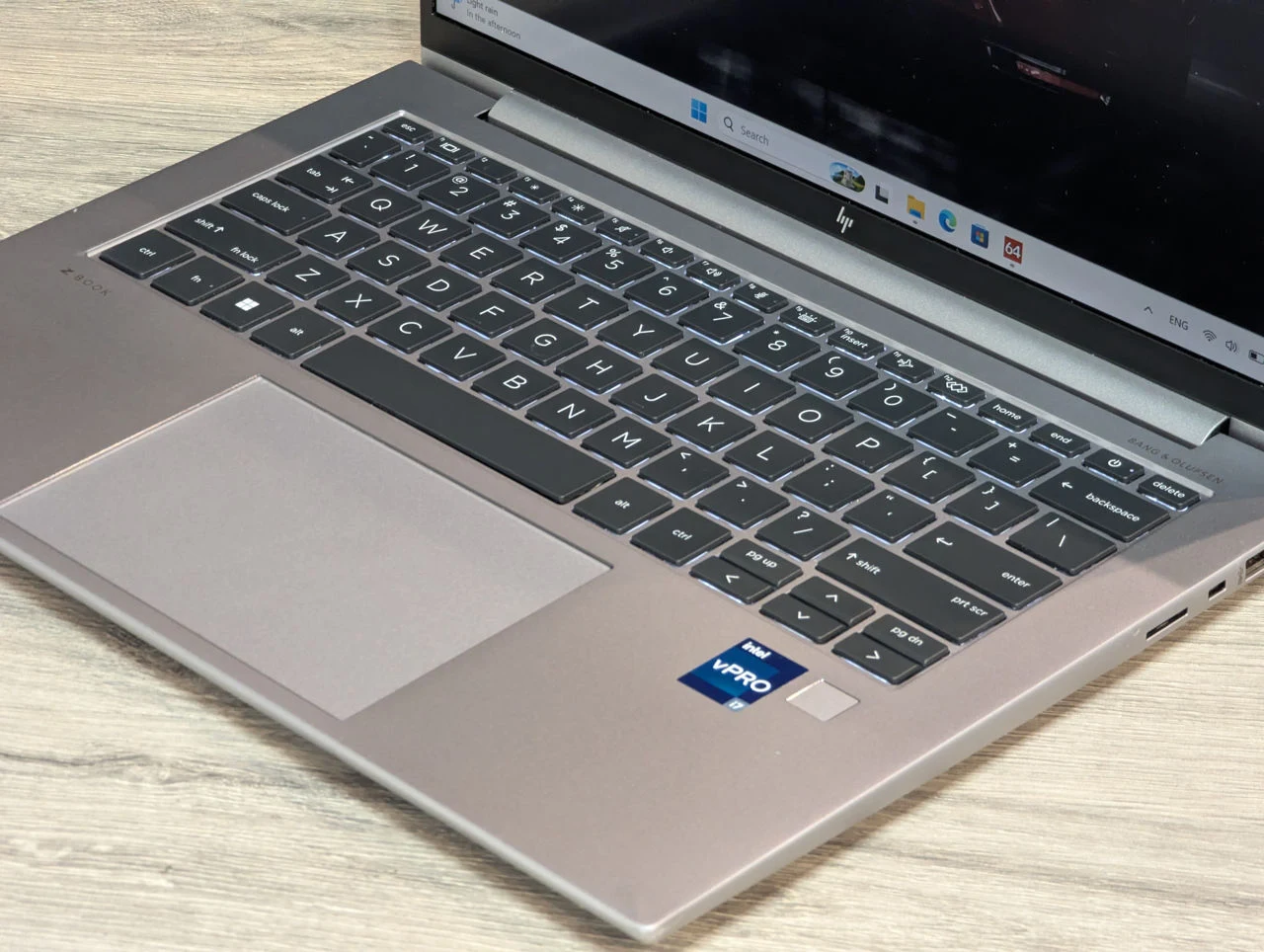 HP ZBook Firefly 14 G10 | i7-1370P | 16GB Ram | 512GB — miniatură 6