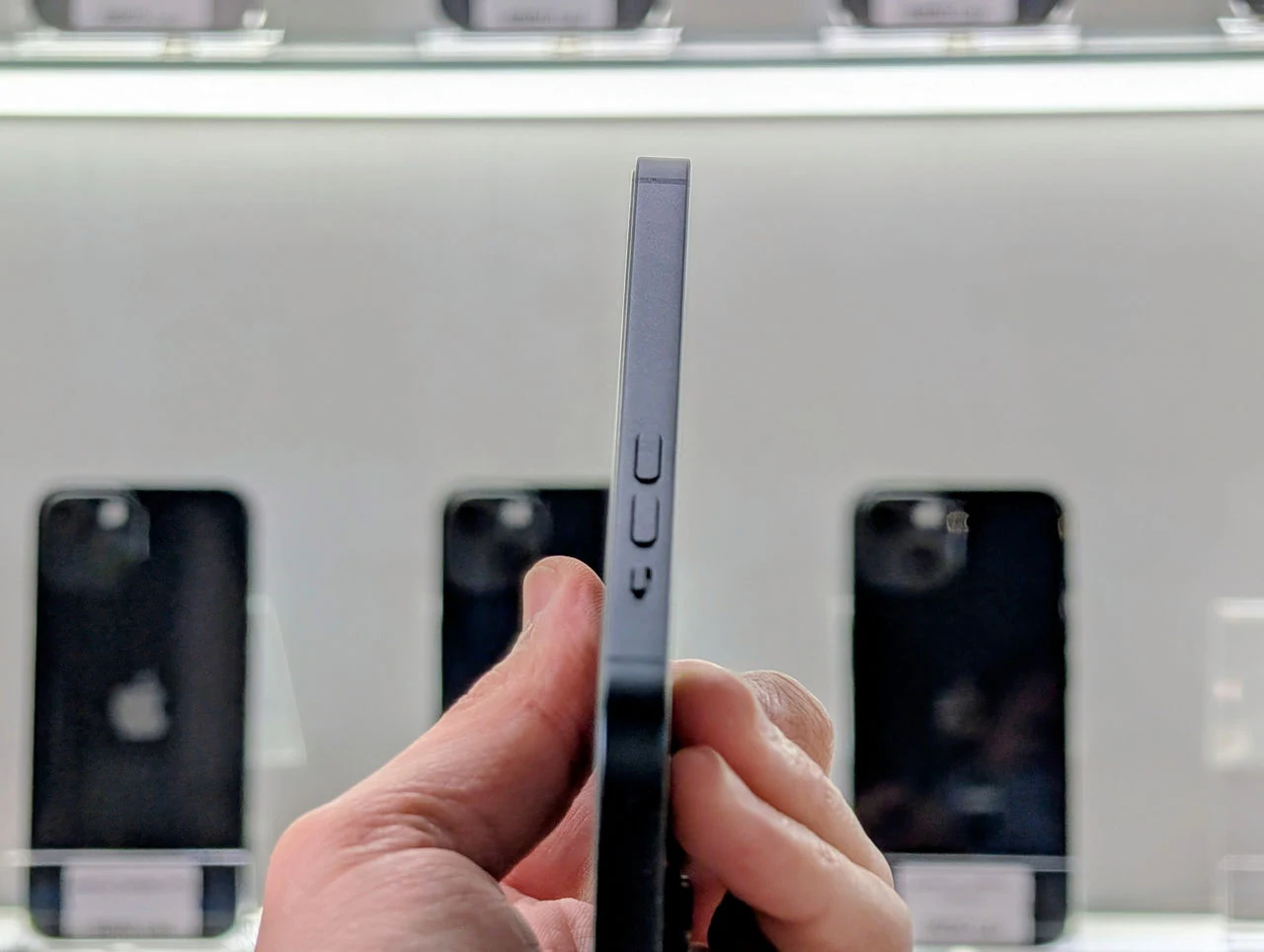 IPhone 14 | A15 Bionic | 6GB | 256GB | 6.1″ Retina | Midnight | Dual eSIM — miniatură 20