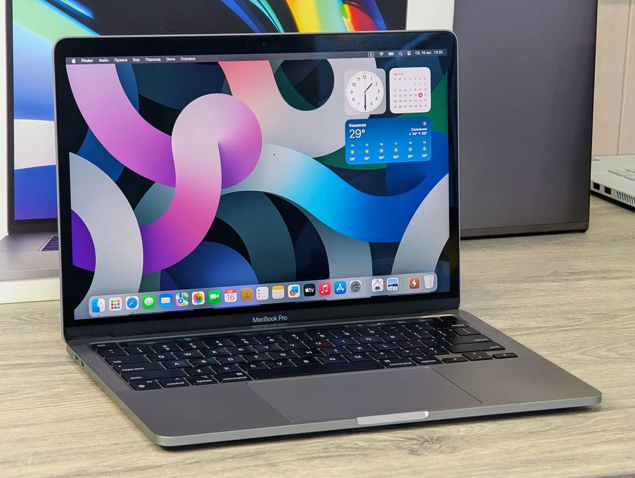Apple MacBook Pro 13 (2020) | Apple M1 | 16GB RAM | 256GB SSD | 13.3″ — miniatură 6