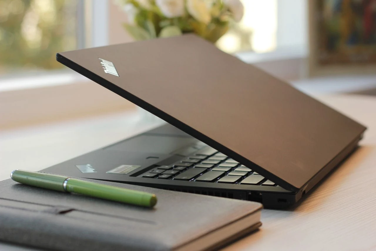 Lenovo ThinkPad T14s | i5 10210U | 16GB | 256GB | 14″ Touch — miniatură 11
