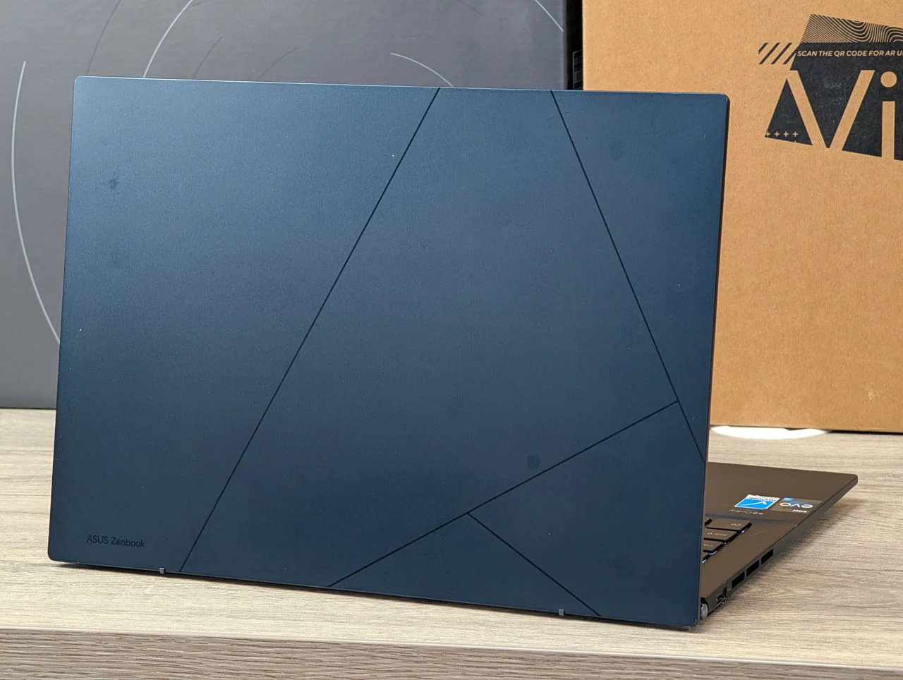 Asus Zenbook UX340 | Intel i5 1240P | 8GB | 512GB | 14″ 2K 90Hz — miniatură 8