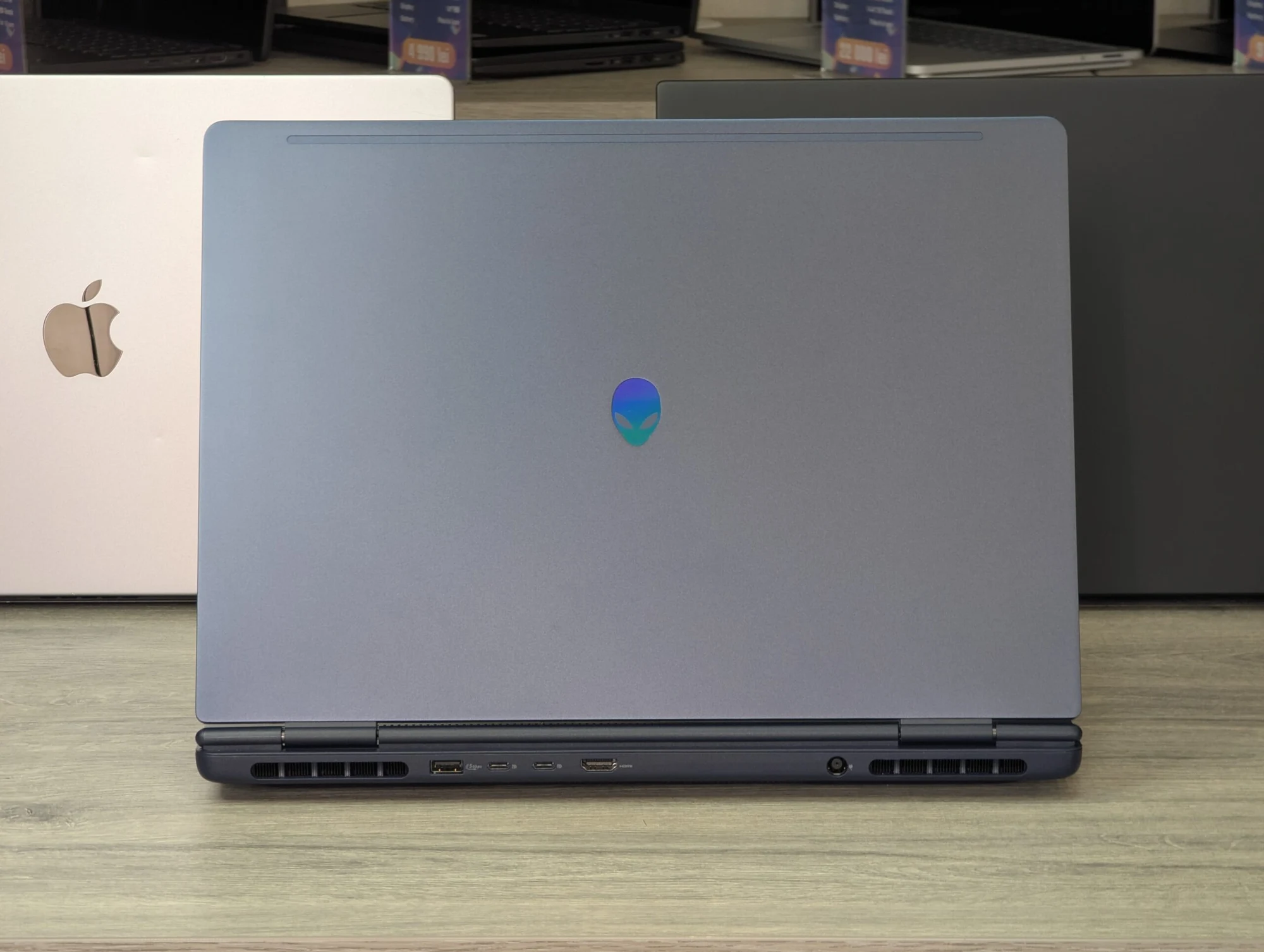 Alienware 16 Aurora AC16250 | Intel Core 7 240H | 16GB DDR5 | 1TB SSD | RTX 5060 8GB | 16.0″ 2.5K 120Hz — miniatură 8