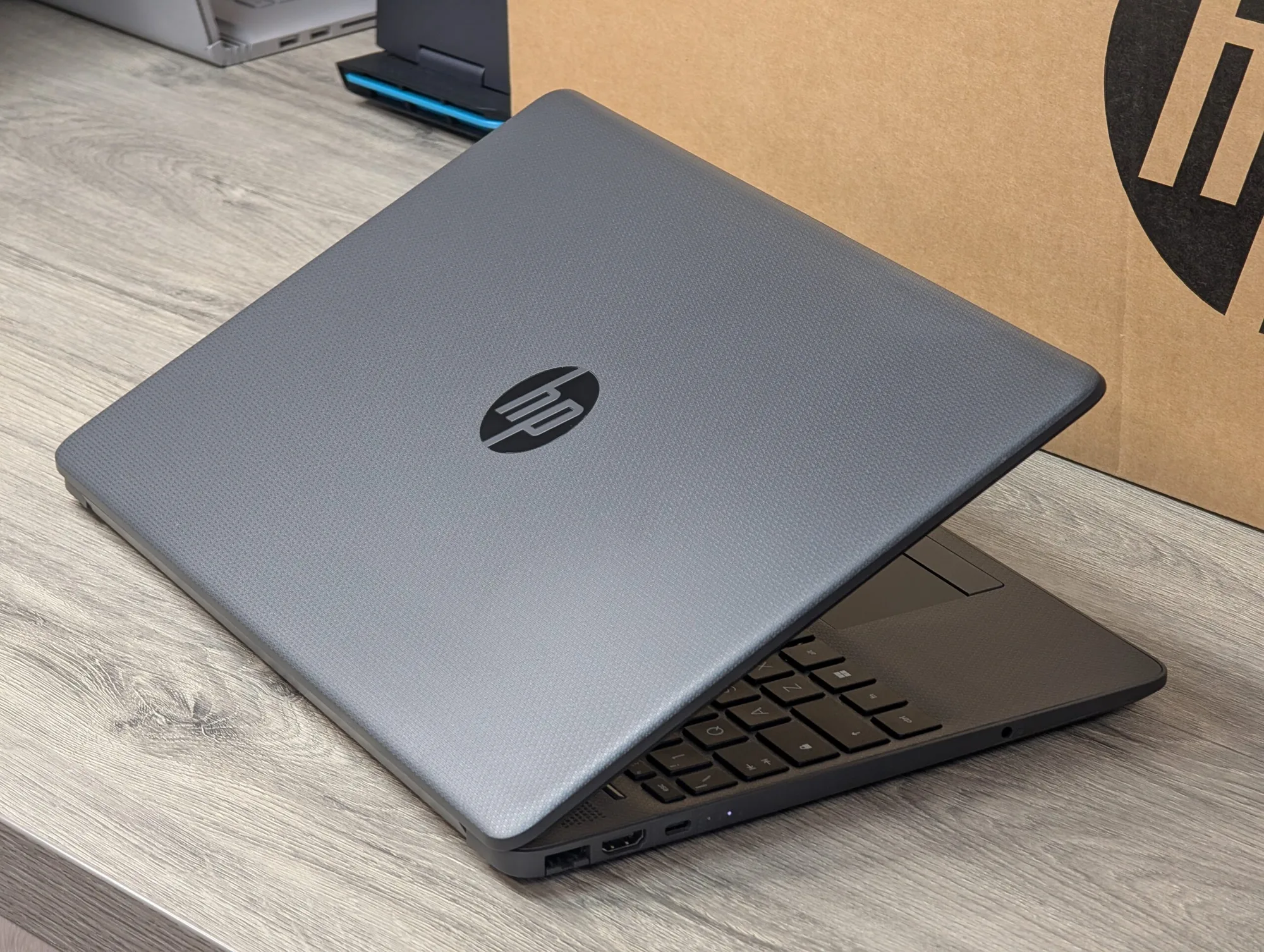 Nou! HP 250 G9 | i5 1334U | 16GB | 512GB | Iris Xe | 15.6″ FHD — miniatură 13