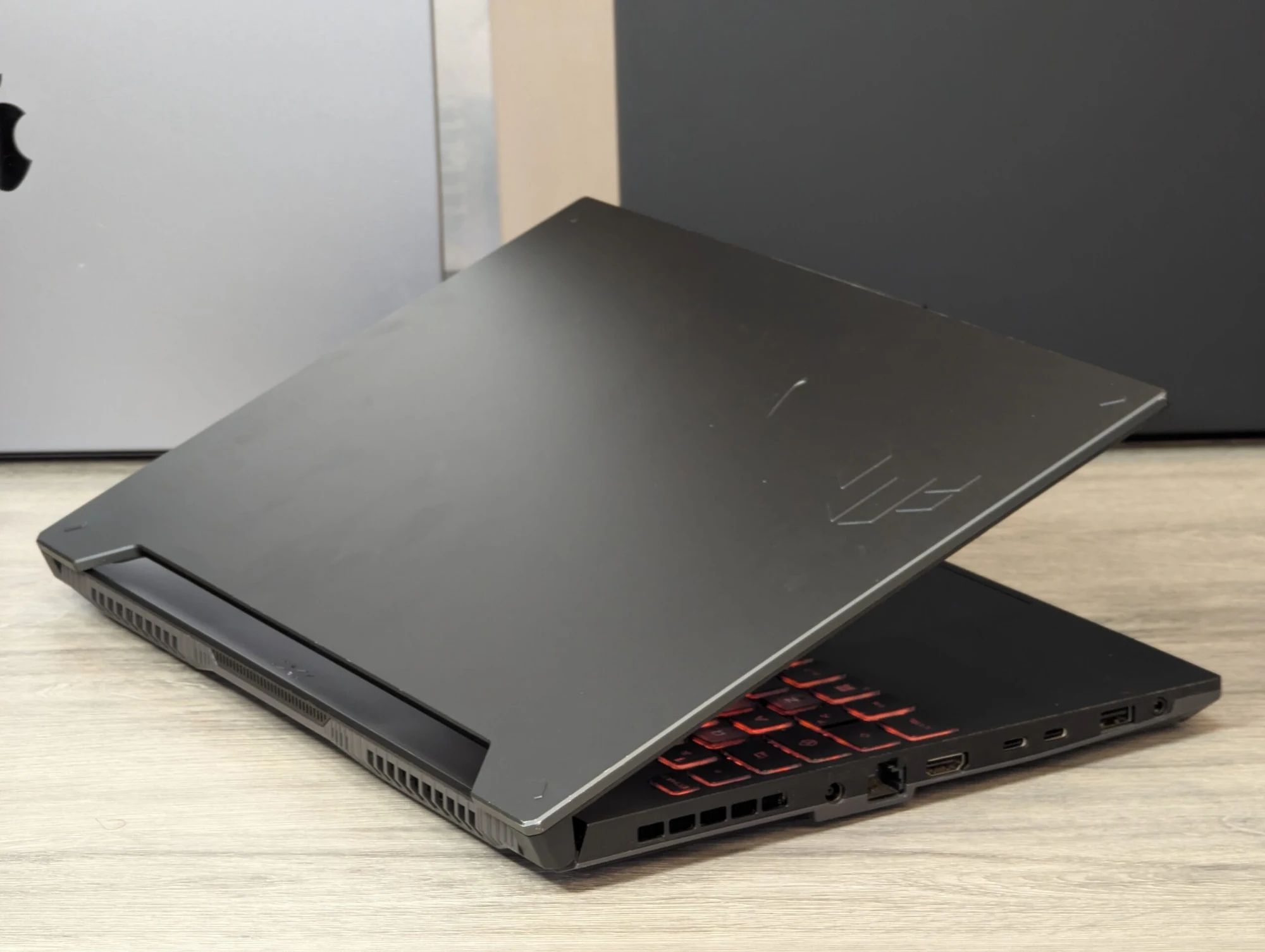 ASUS TUF Gaming F15 | Intel Core i7-13620H | 16GB | 512GB WD | RTX 4050 6GB | 15.6″ FHD 144Hz — miniatură 10