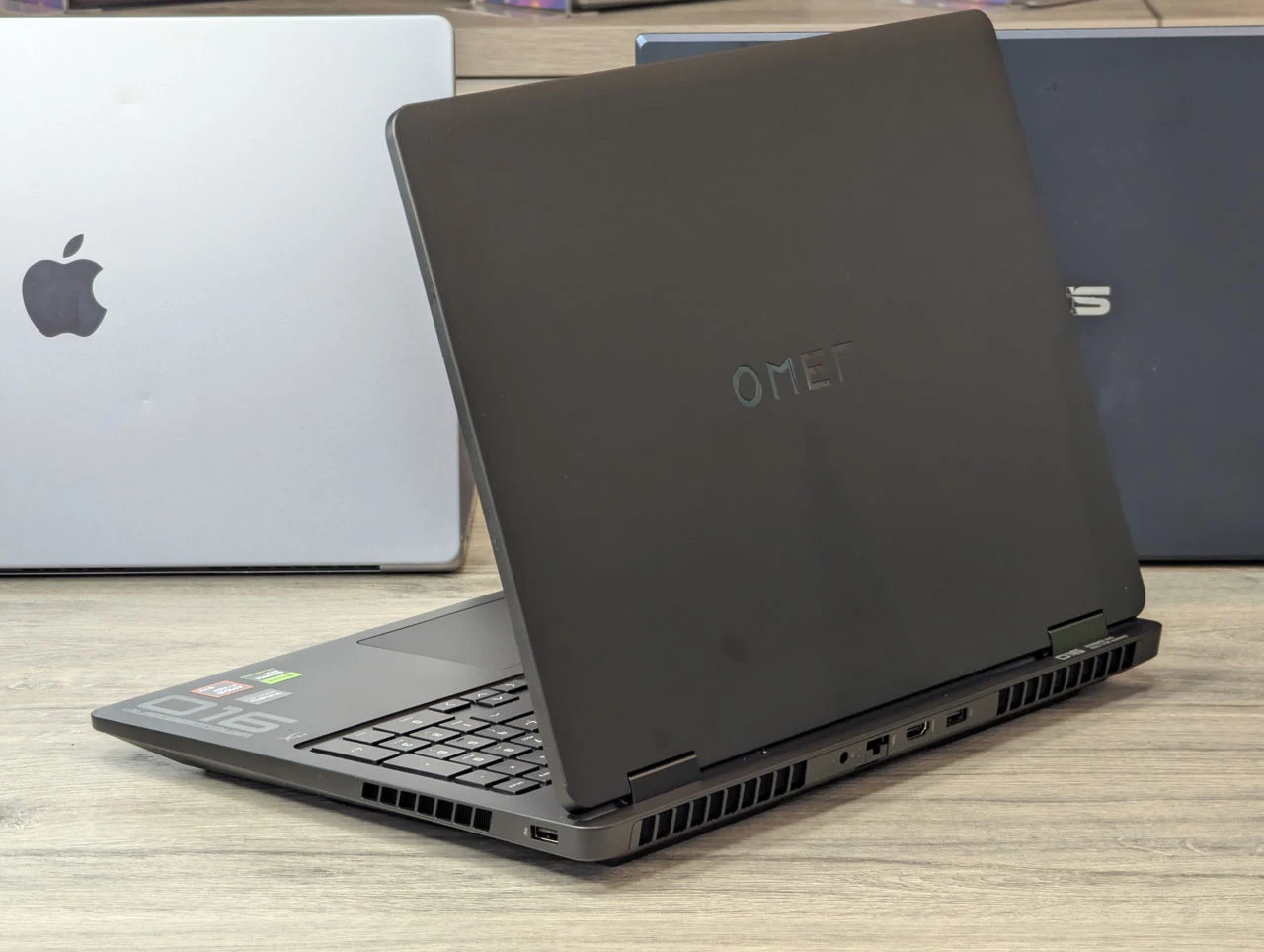 Nou! HP OMEN 16 | Ryzen 9 8940HX | 16GB | 1TB | RTX 5070 | 16.0″ — miniatură 6