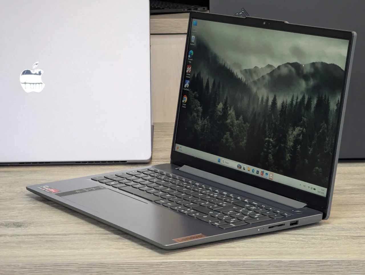 Ca nou! Lenovo IdeaPad Slim 3 | Ryzen 5 5625U | 16GB | 512GB | AMD Radeon | 15.6″ FHD — miniatură 5