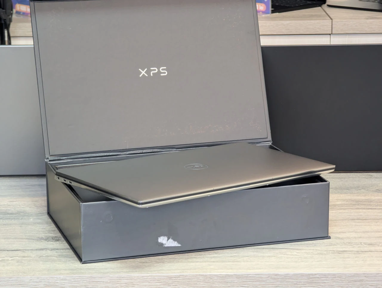 Dell XPS 15 9510 | Core i7-11800H | 16 GB | 1TB SSD | GeForce RTX 3050 Ti 4GB | 15.6″ 4K UHD+ Touch — miniatură 11