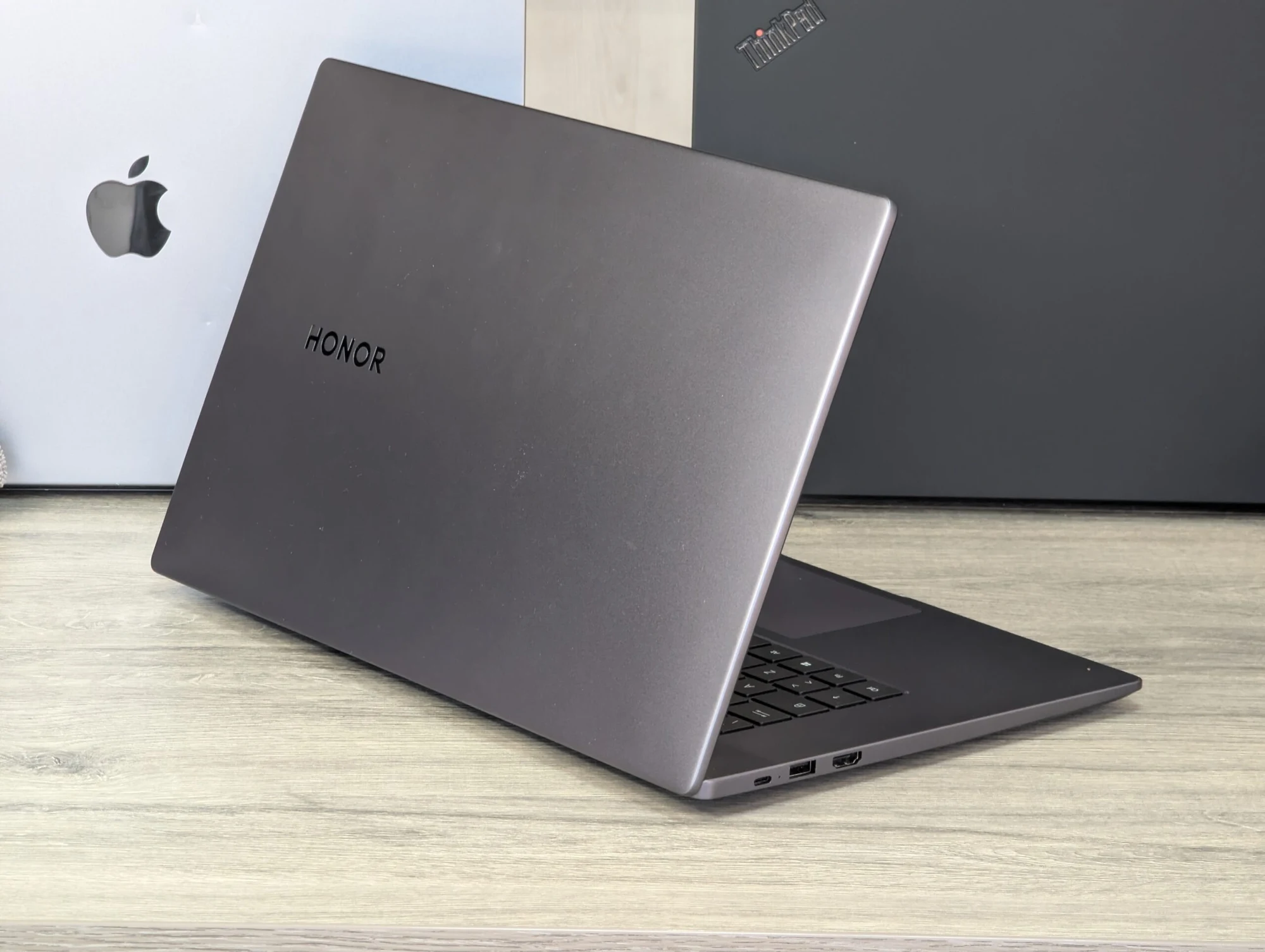 Nou! Honor MateBook D 15 | Core i3-10110U | 8GB | 128GB SSD | Intel UHD Graphics | 15.6″ Full HD IP — miniatură 9