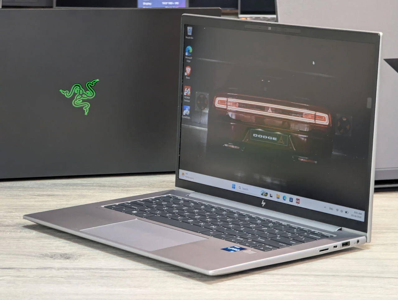 HP ZBook Firefly 14 G10 | i7-1370P | 16GB Ram | 512GB — miniatură 4