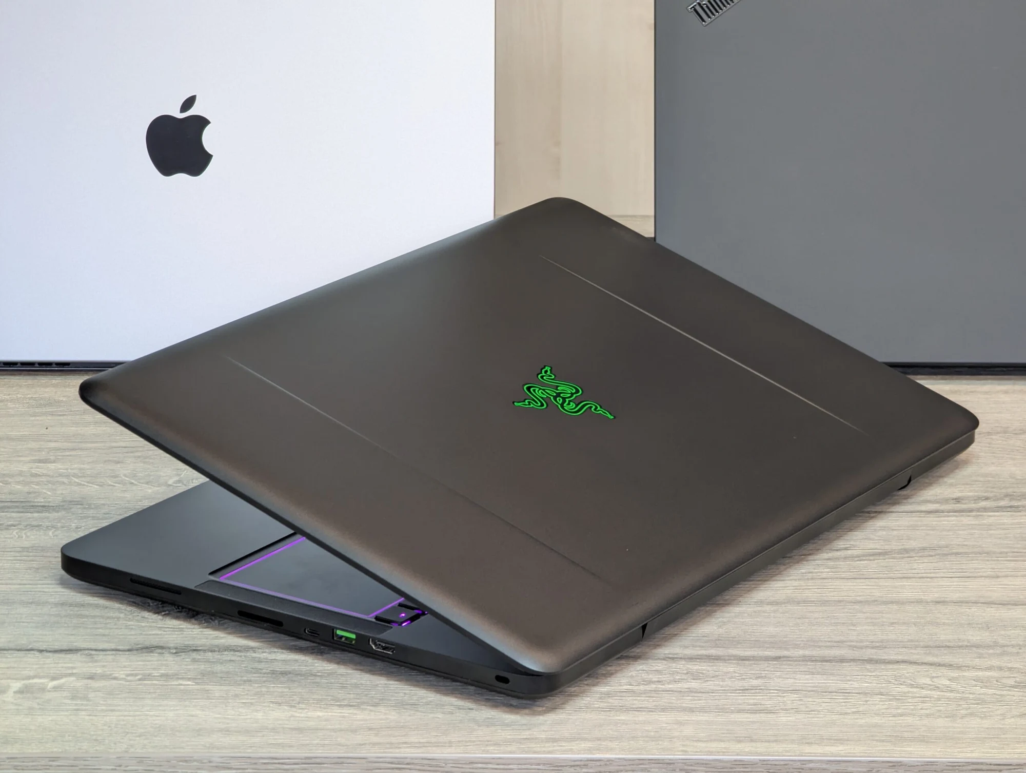 Nou! Razer Blade Pro 17 | i7-7700HQ | 16GB | 256GB SSD + 2TB HDD | GTX 1060 6GB | 17.3″ Full HD — miniatură 11
