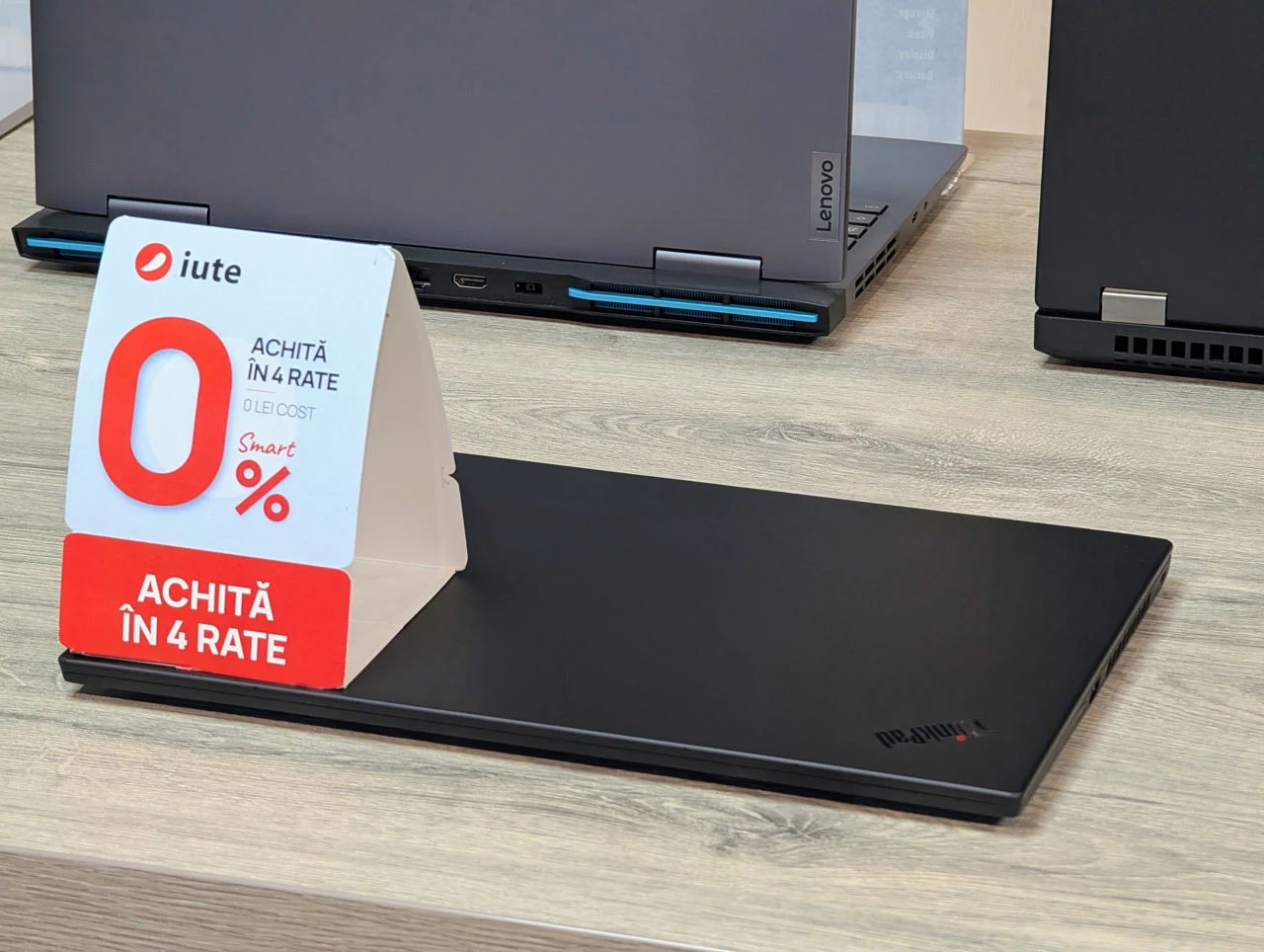 Lenovo ThinkPad X1 Carbon Gen 7 | i5-8265U | 16GB | 256GB | 14″ IPS — miniatură 17