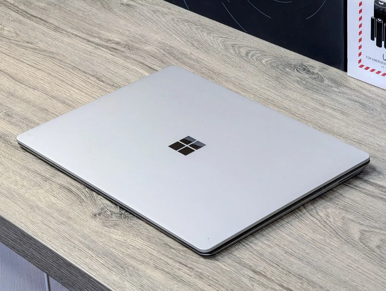 Surface Laptop 2 | i5 8250U | 8GB | 256GB | 13.5″ Touch — miniatură 13