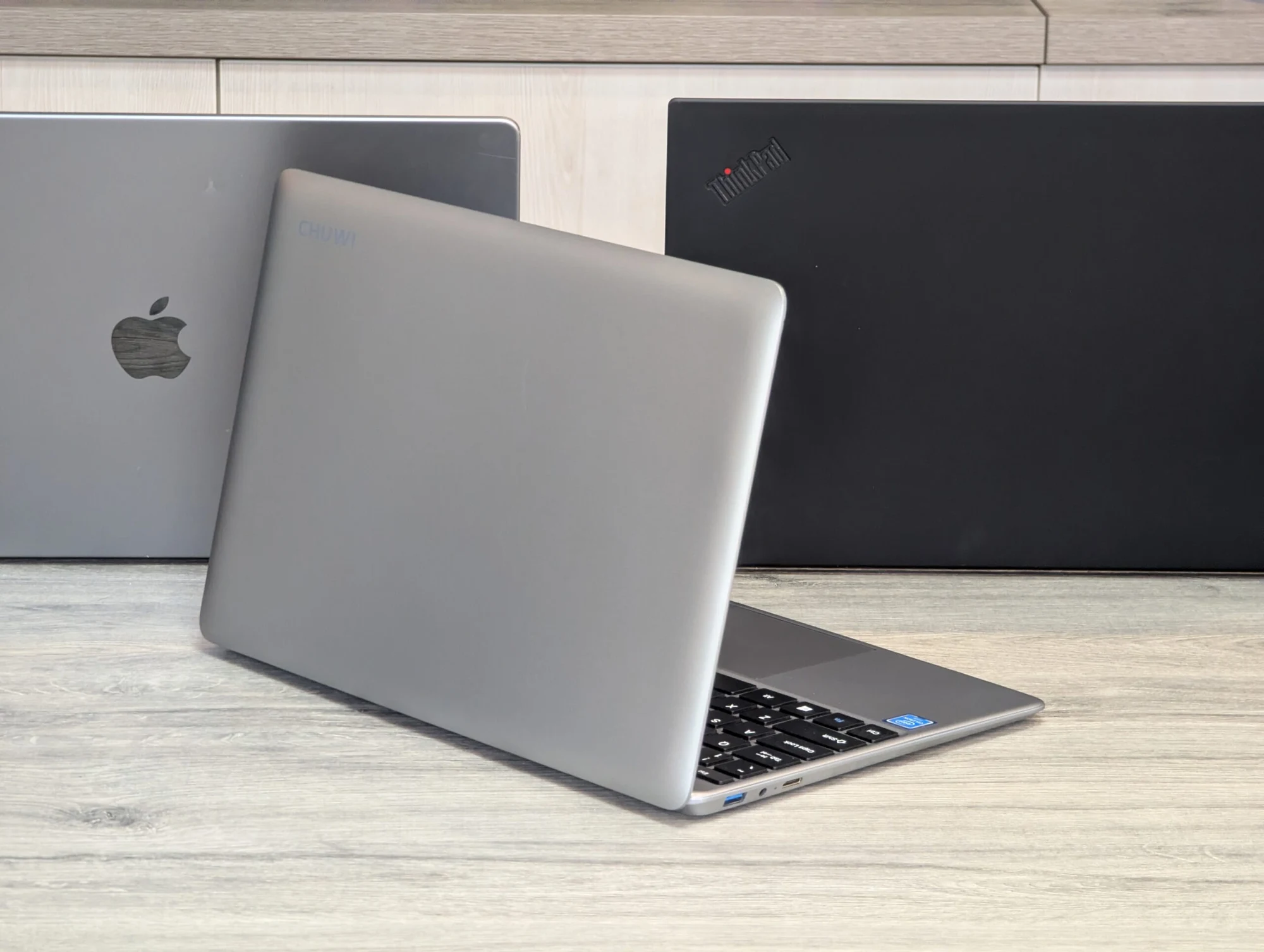 Nou! Chuwi HeroBook Pro | Intel Celeron N4020 | 8GB | 256GB SSD | 14.1″ Full HD IPS — miniatură 9