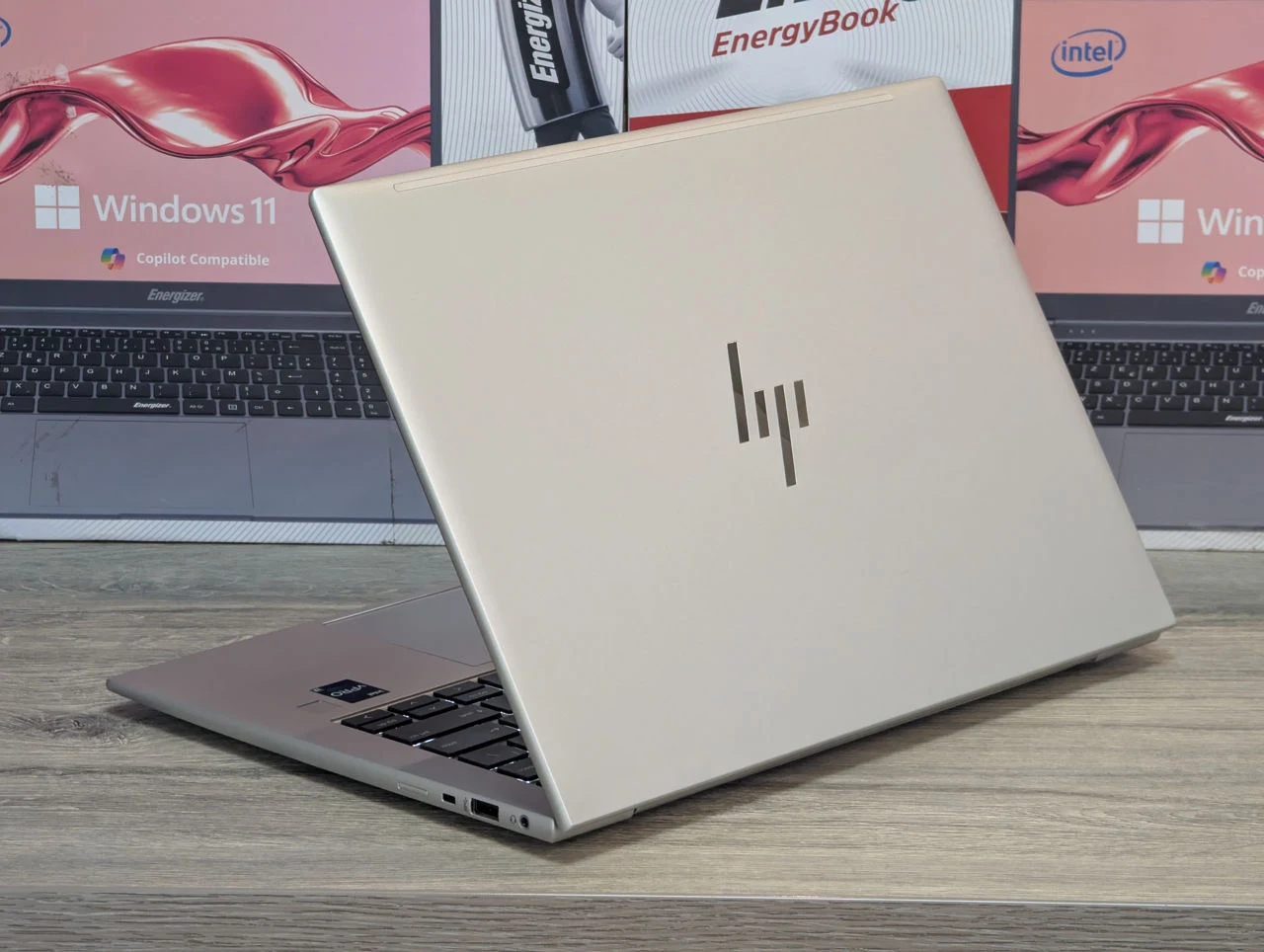 Nou! HP EliteBook 840 G10 Touch | Intel Core i7-1365U | 16GB | 512GB | Intel Iris Xe | 14.0″ WUXGA — miniatură 7