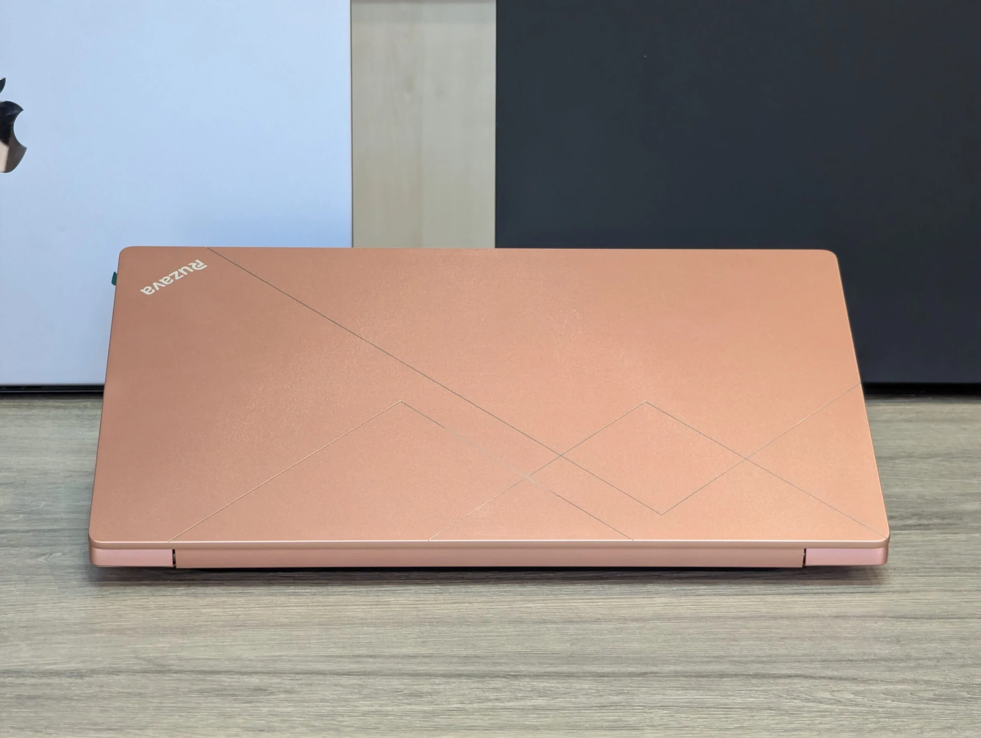 Новый! Ruzava RK70 Rose Gold | Intel Celeron N5095A | 8GB | 256GB SSD | Intel UHD | 14.0″ Full HD — миниатюра 9