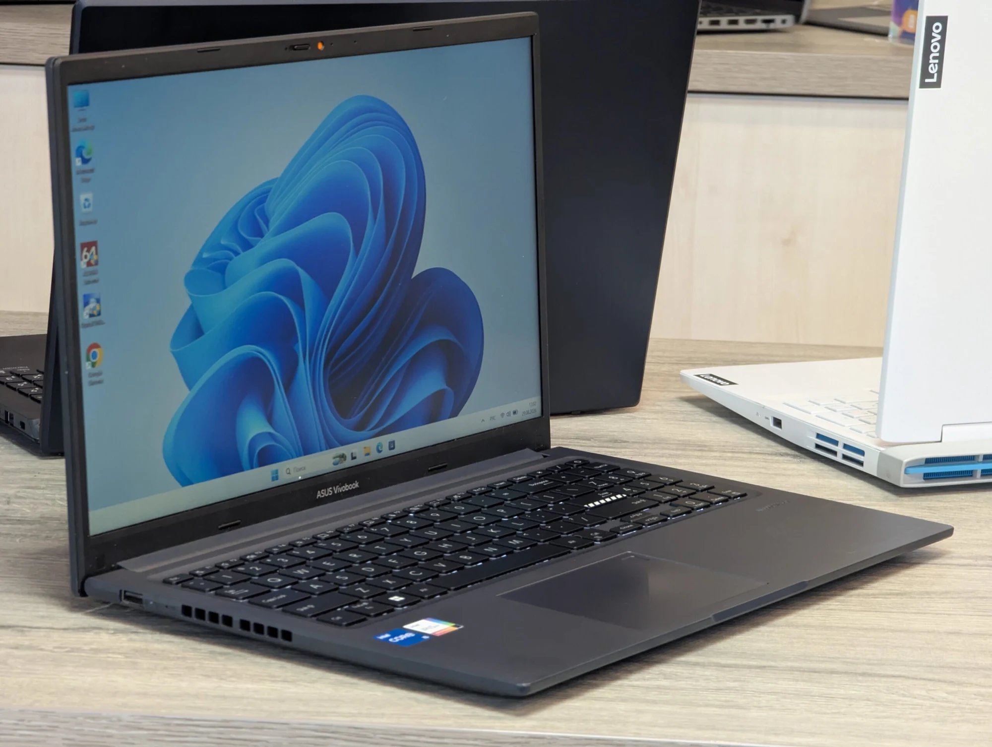 ASUS Vivobook 15 | Intel Core i5-1240P | 16GB RAM | 256GB SSD | 15.6″ FHD — миниатюра 5