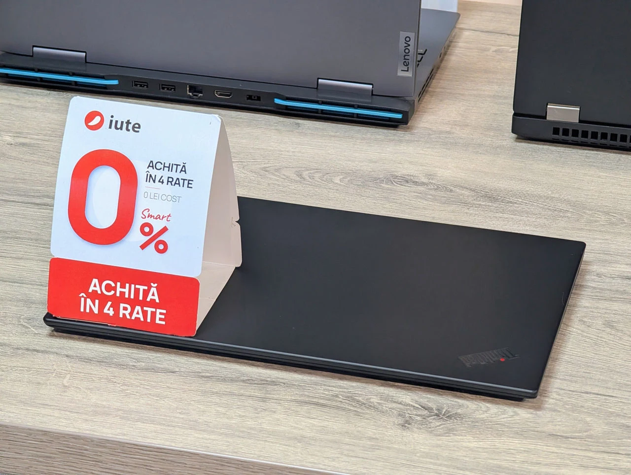 Lenovo ThinkPad X1 Carbon Gen 6 | i7 8550U | 16GB | 256GB | 14″ IPS — miniatură 17