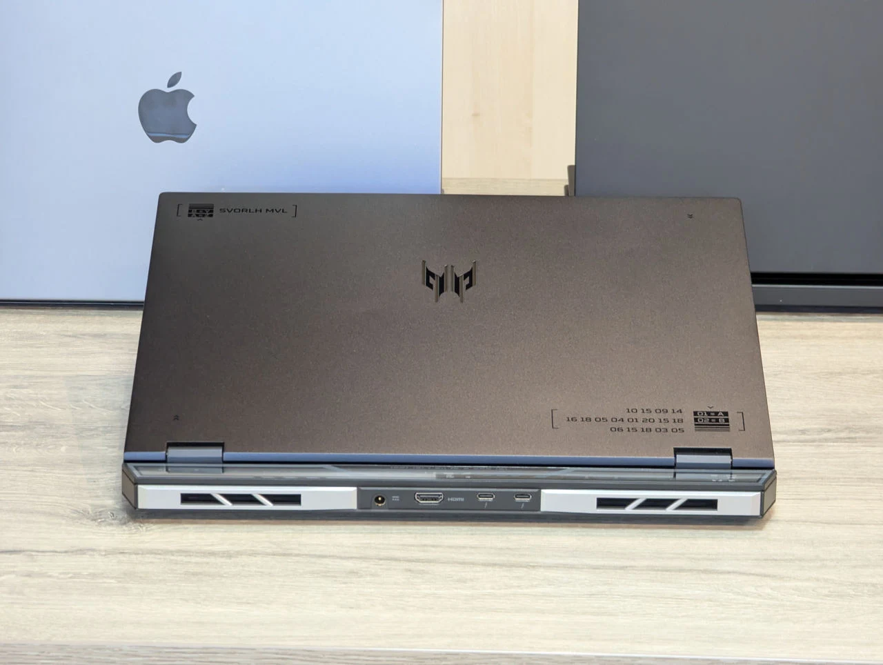 Acer Predator Helios Neo 16 | i9-14900HX | 16GB DDR5 | 1TB SSD | RTX 4070 8GB | 240Hz — miniatură 9