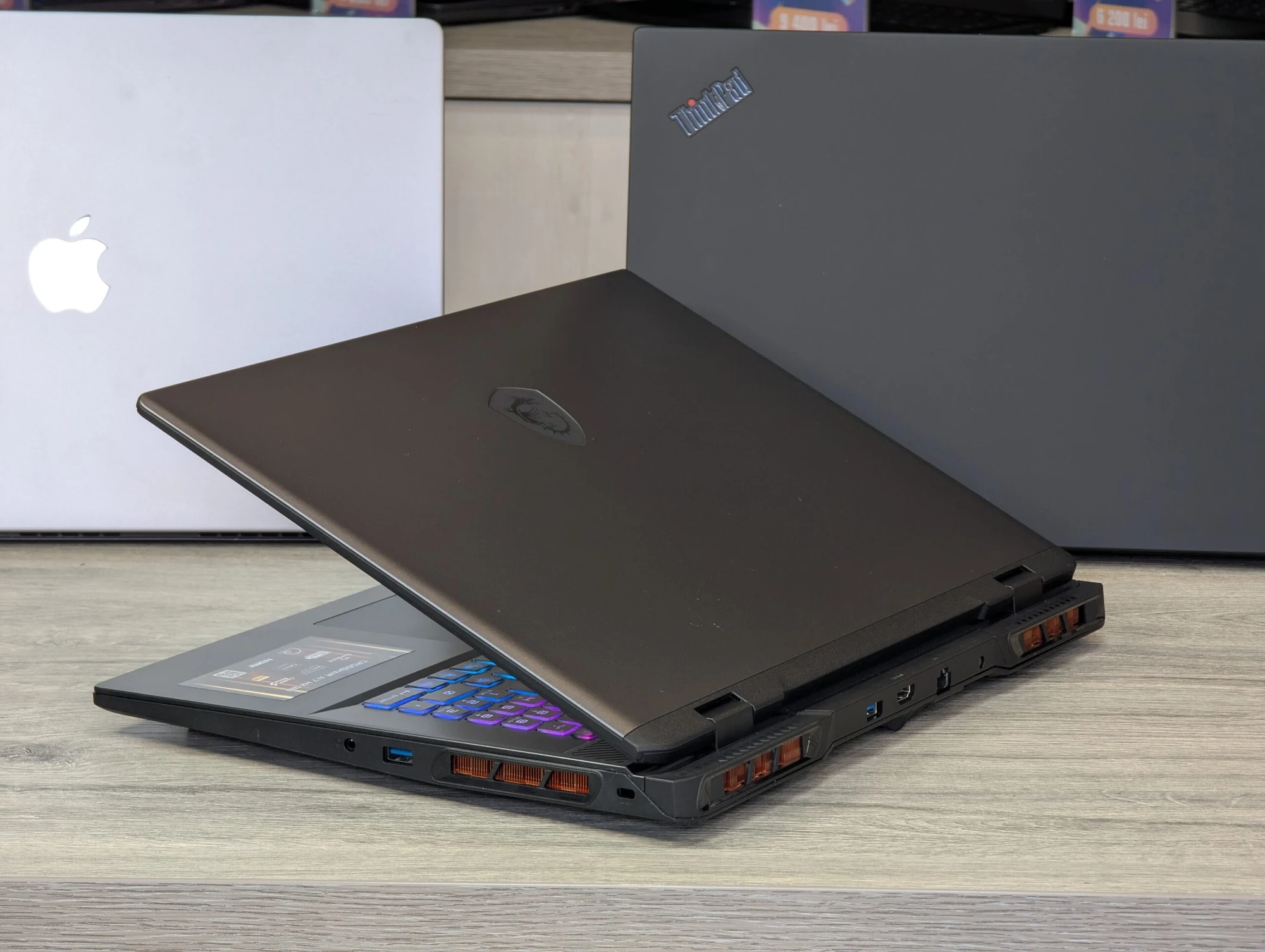 Nou! MSI Crosshair 17 HX | Ryzen 9 8940HX | 16GB | 1TB | RTX 5070 | 17.3″ 240Hz — miniatură 9