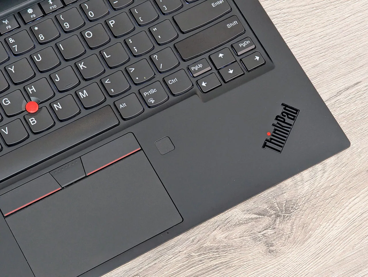 Lenovo ThinkPad X1 Carbon Gen 7 | i5-8265U | 16GB | 256GB | 14″ IPS — miniatură 10