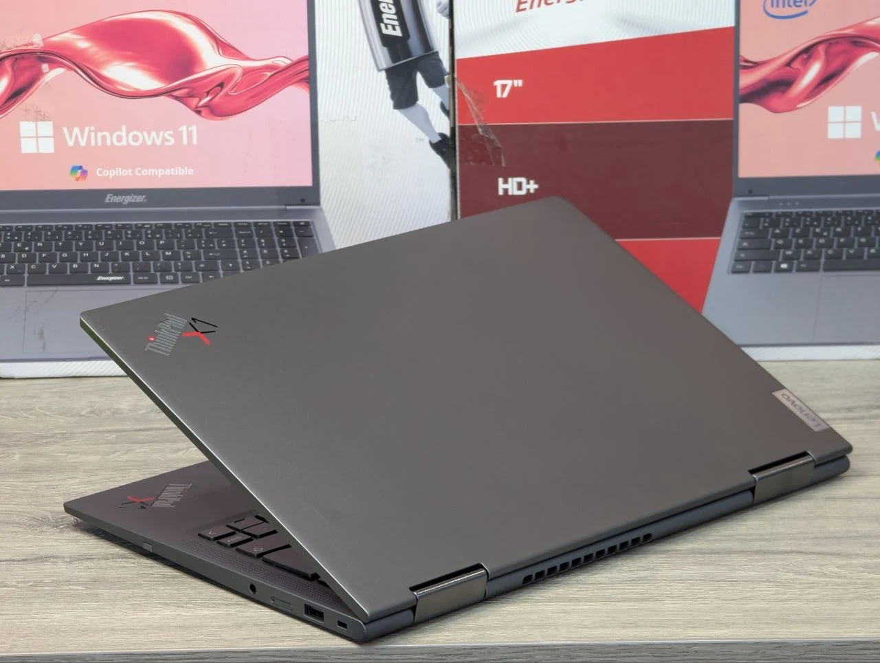 Lenovo ThinkPad X1 Yoga Gen 6 | Intel Core i7-1185G7 vPro | 32GB RAM | 512GB | 14.0″ — miniatură 12