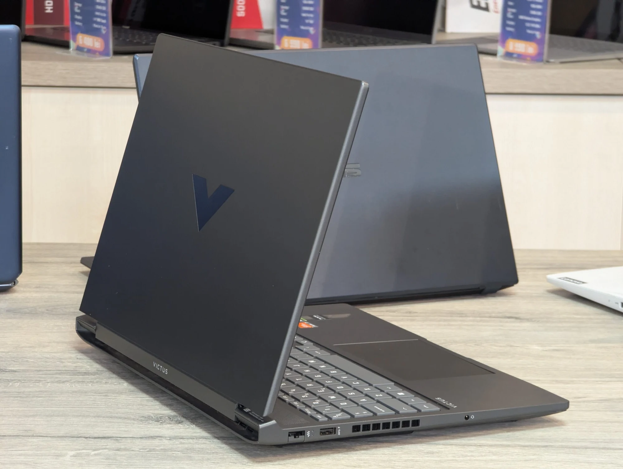 HP Victus 16 | AMD Ryzen 7 7840HS | RTX 4050 6GB | 16GB RAM | 512GB | 16.1″ 144Hz — миниатюра 8