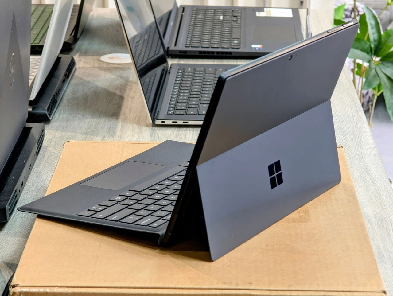 Microsoft Surface Pro 6 | i5 8250U | 8GB | 256GB | Intel UHD 620 | 12.3″ Touch — miniatură 16
