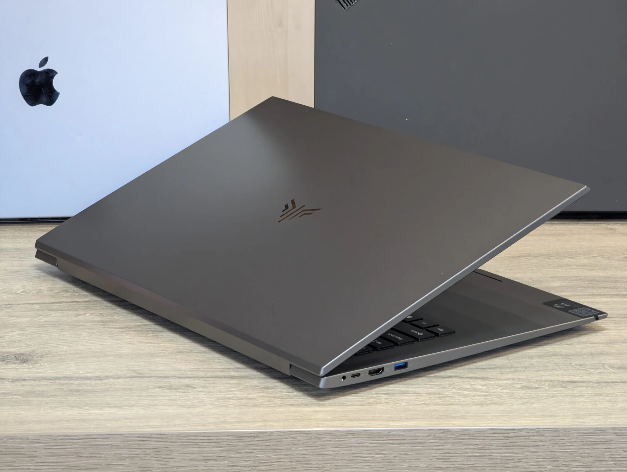 Nou! Acemagic | Intel N150 | 16GB | 512GB | Intel Graphics | 18.5″ FHD 60Hz — miniatură 11