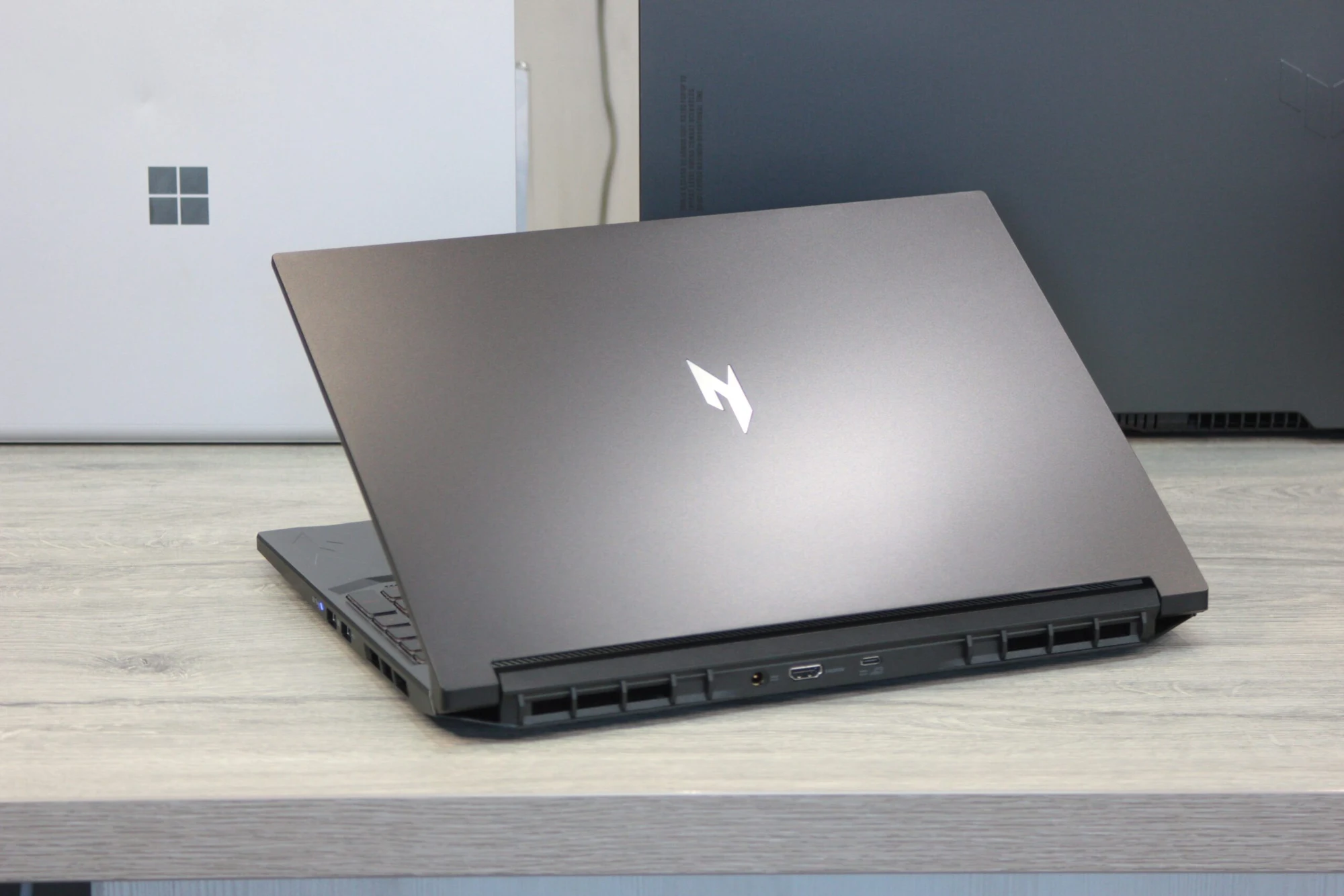 Nou! Acer Nitro V | Ryzen 7 260 | 16GB | 1TB | RTX 5070 | 16.0″ 180Hz — miniatură 11