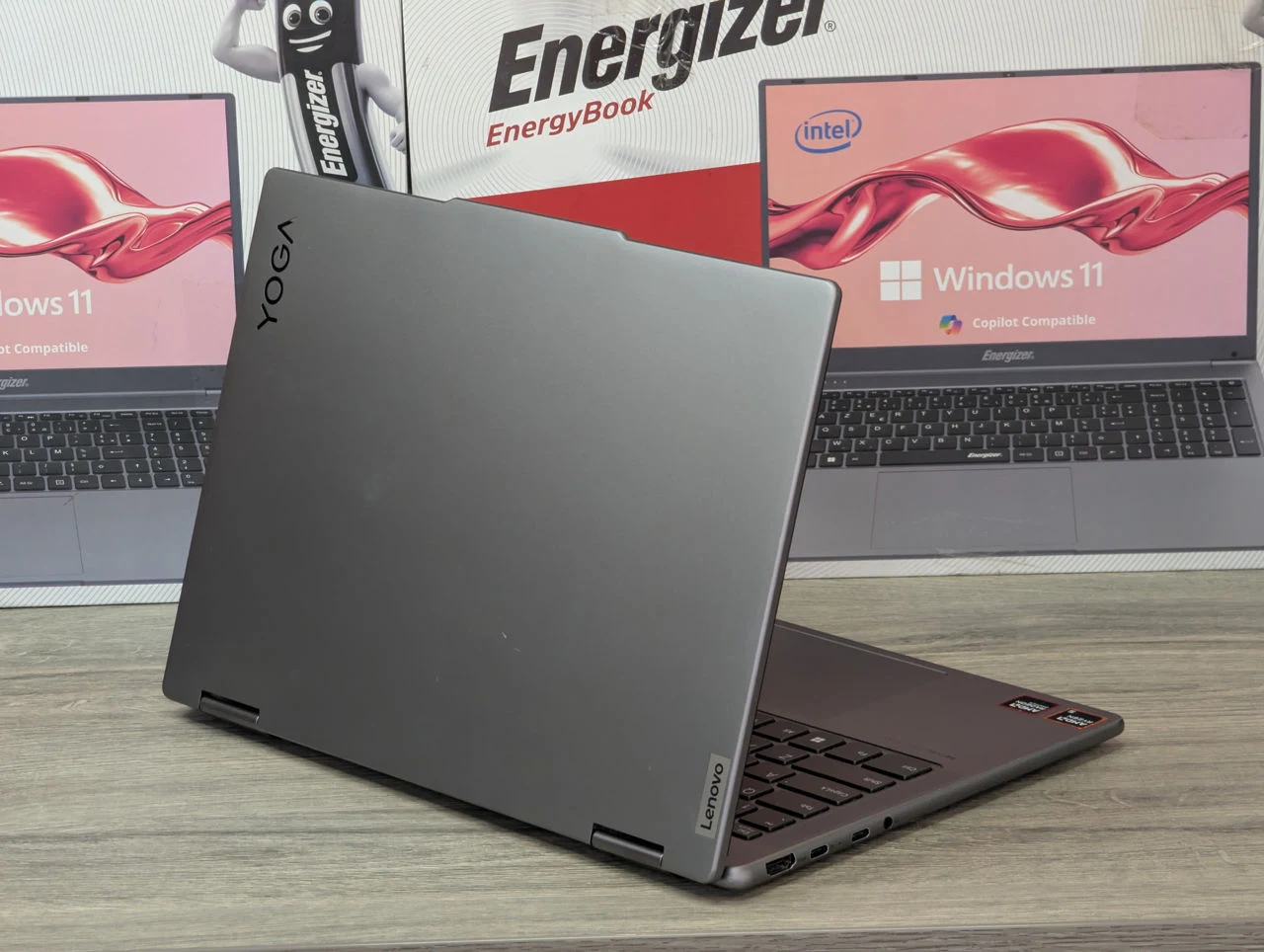 Lenovo Yoga 7 2-in-1 | AMD Ryzen 5 8640HS | 8GB | 512GB | Radeon 760M | 14.0″ Touch — miniatură 8
