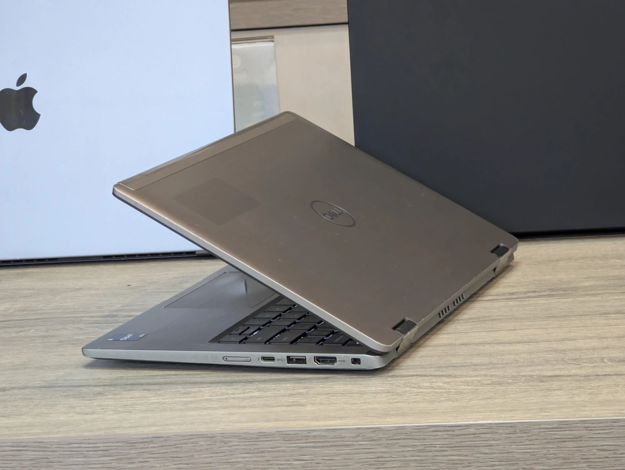 Dell Latitude 7430 2-in-1 | i5-1245U | 16GB | 256GB | Intel Iris Xe | 14.0″ FHD Touch — миниатюра 8