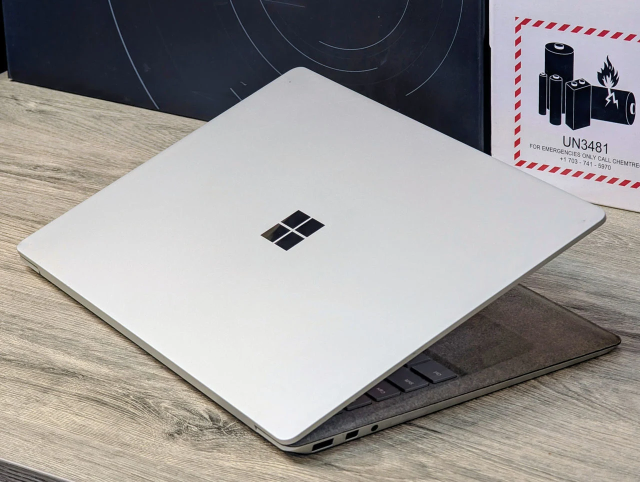 Surface Laptop 2 | i5 8250U | 8GB | 256GB | 13.5″ Touch — miniatură 11