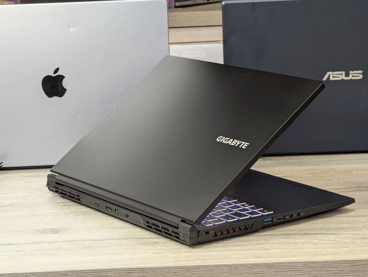 Как новый! Gigabyte G6 KF | i7 13700H | 16GB | 1TB | RTX 4060 | 16.0″ 165Hz — миниатюра 10