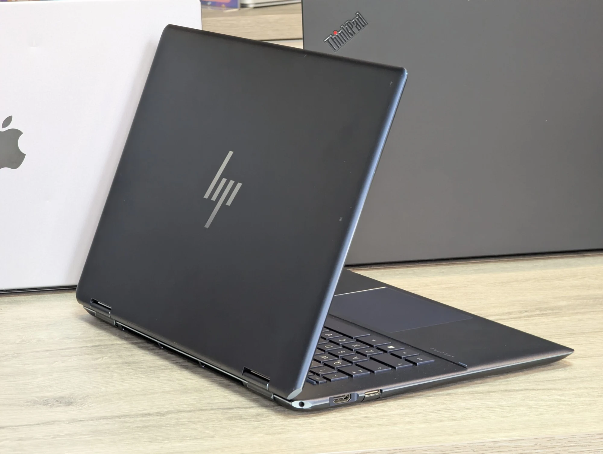 HP Spectre x360 | i7 1260P | 32GB RAM | 2TB | Intel Arc A370M 4GB | 16.0″ Non Touch x360 — miniatură 8