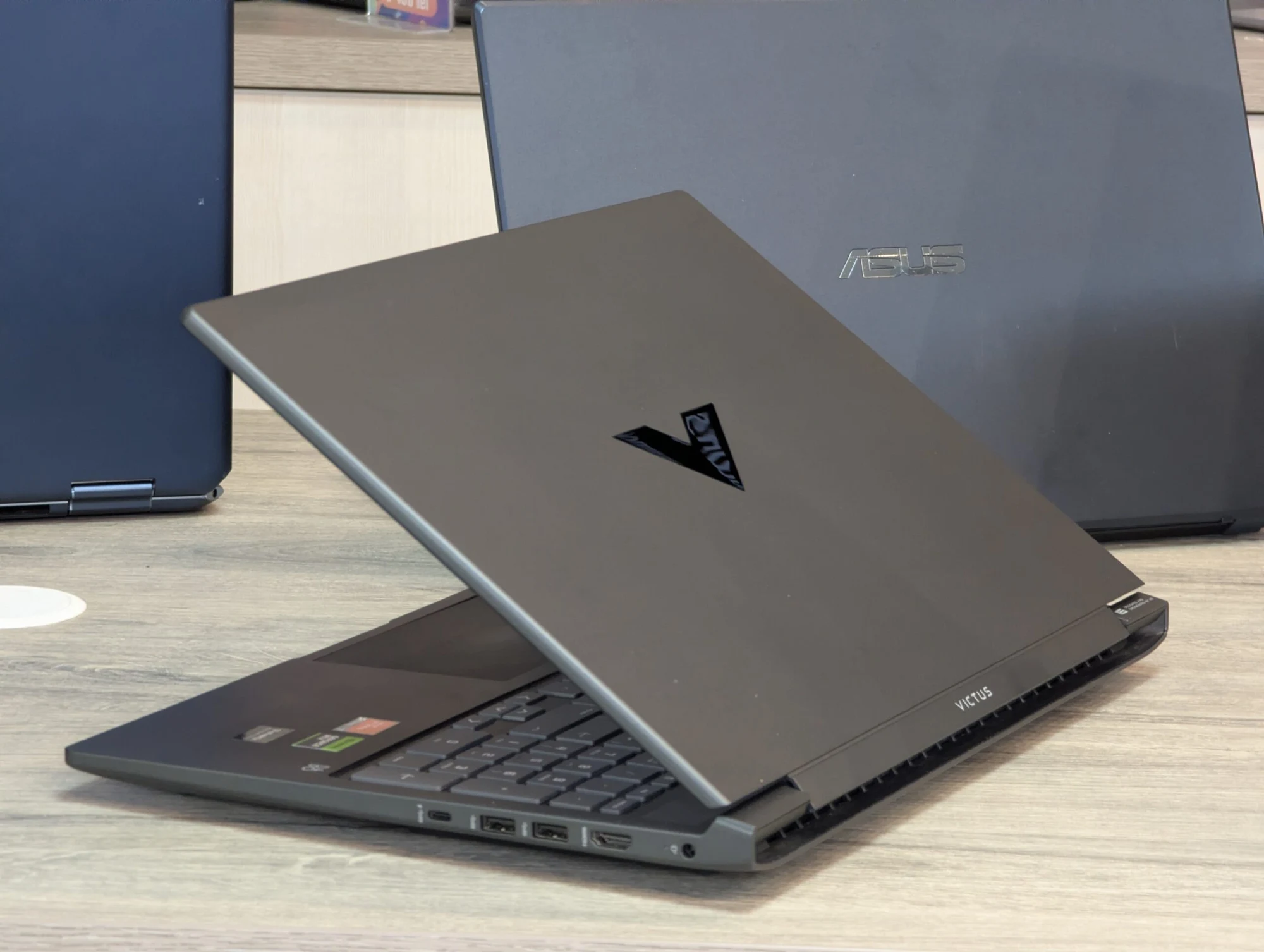 HP Victus 16 | AMD Ryzen 7 7840HS | RTX 4050 6GB | 16GB RAM | 512GB | 16.1″ 144Hz — миниатюра 12
