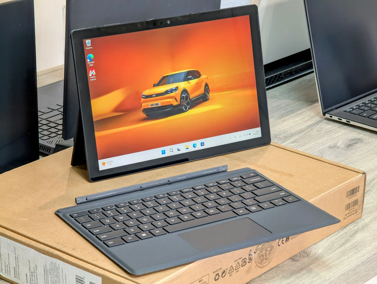 Microsoft Surface Pro 6 | i5 8250U | 8GB | 256GB | Intel UHD 620 | 12.3″ Touch — miniatură 3