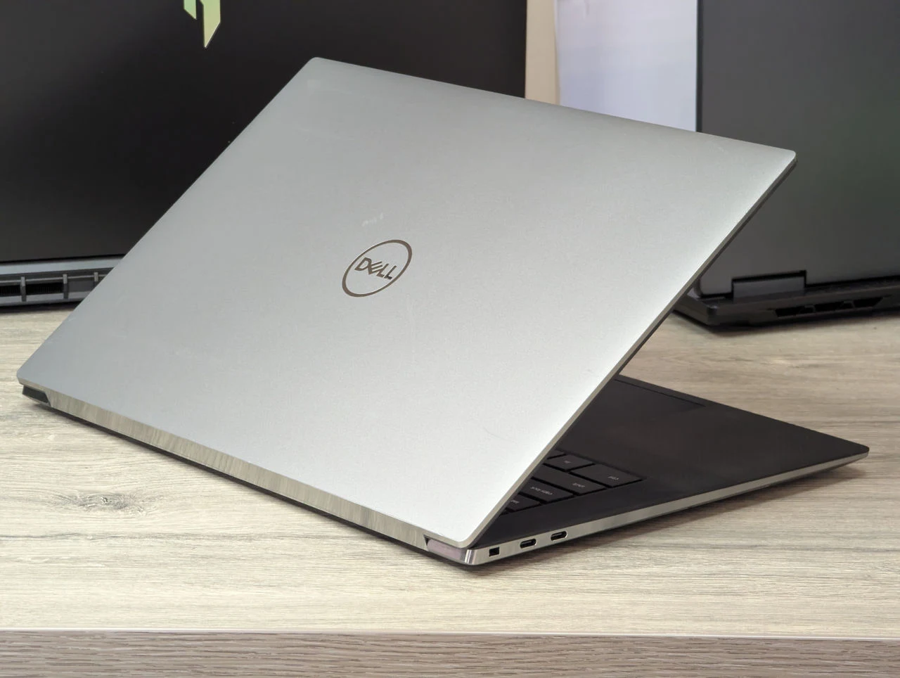 Dell Precision 5560 | Intel Core i7-11850H | 32GB RAM | 512GB | NVIDIA T1200 | 15.6″ FHD+ — miniatură 12