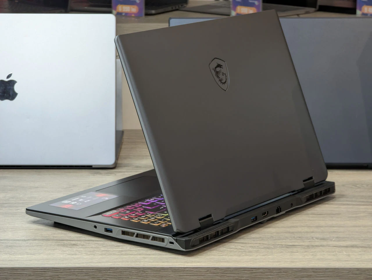 Ca nou! MSI Sword 17 HX | i7-14700HX | RTX 4070 | 16GB | 1TB | 17.3″ 2.5K 240Hz — miniatură 7