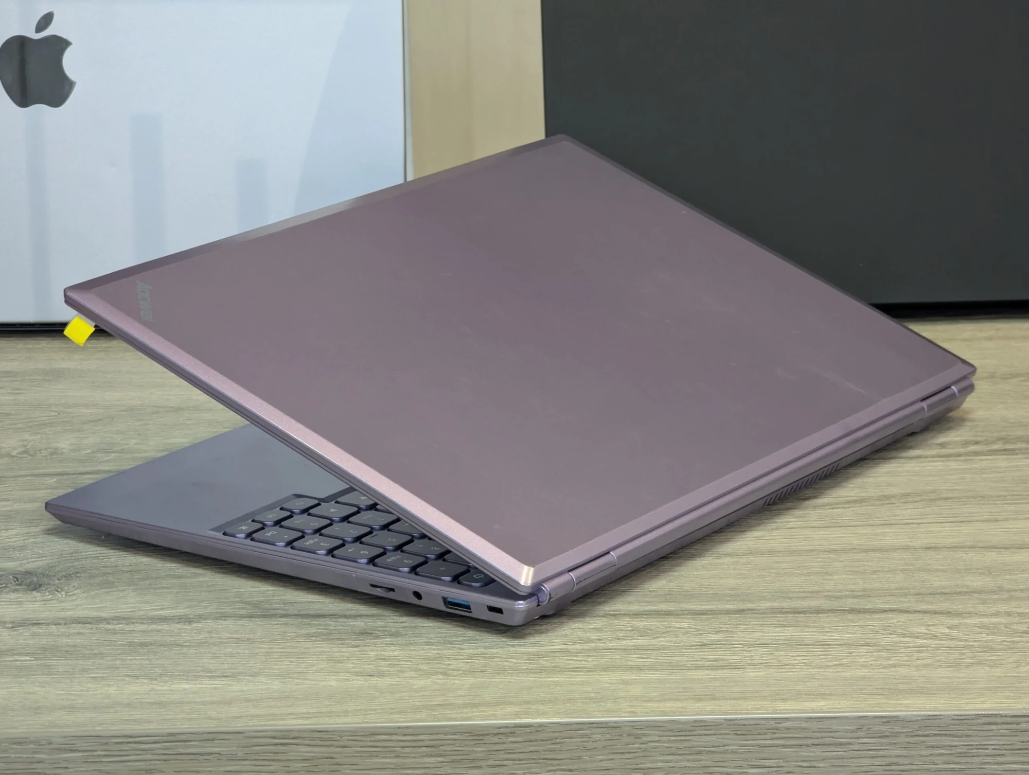Nou! Laptop | Intel Celeron N5095 | 12GB | 128GB | Intel UHD Graphics | 15.6″ FHD 60Hz — miniatură 9