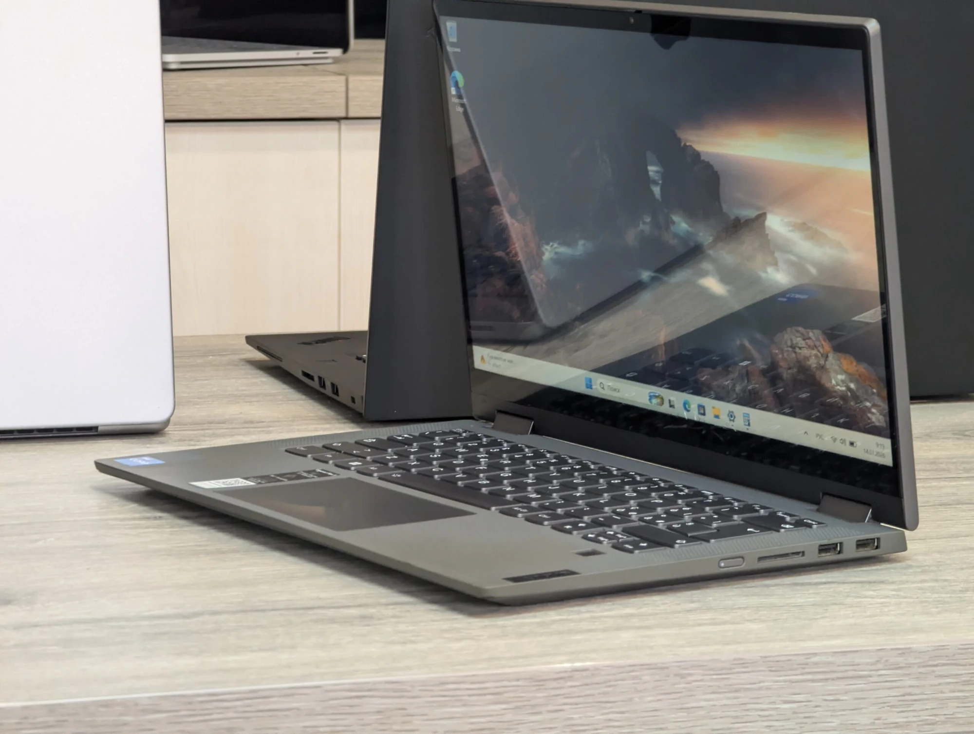 Lenovo IdeaPad Flex 5 14ITL05 (82HS) | i5-1135G7 | 8GB | 256GB SSD | Intel Iris Xe | 14.0″ Full HD — miniatură 3