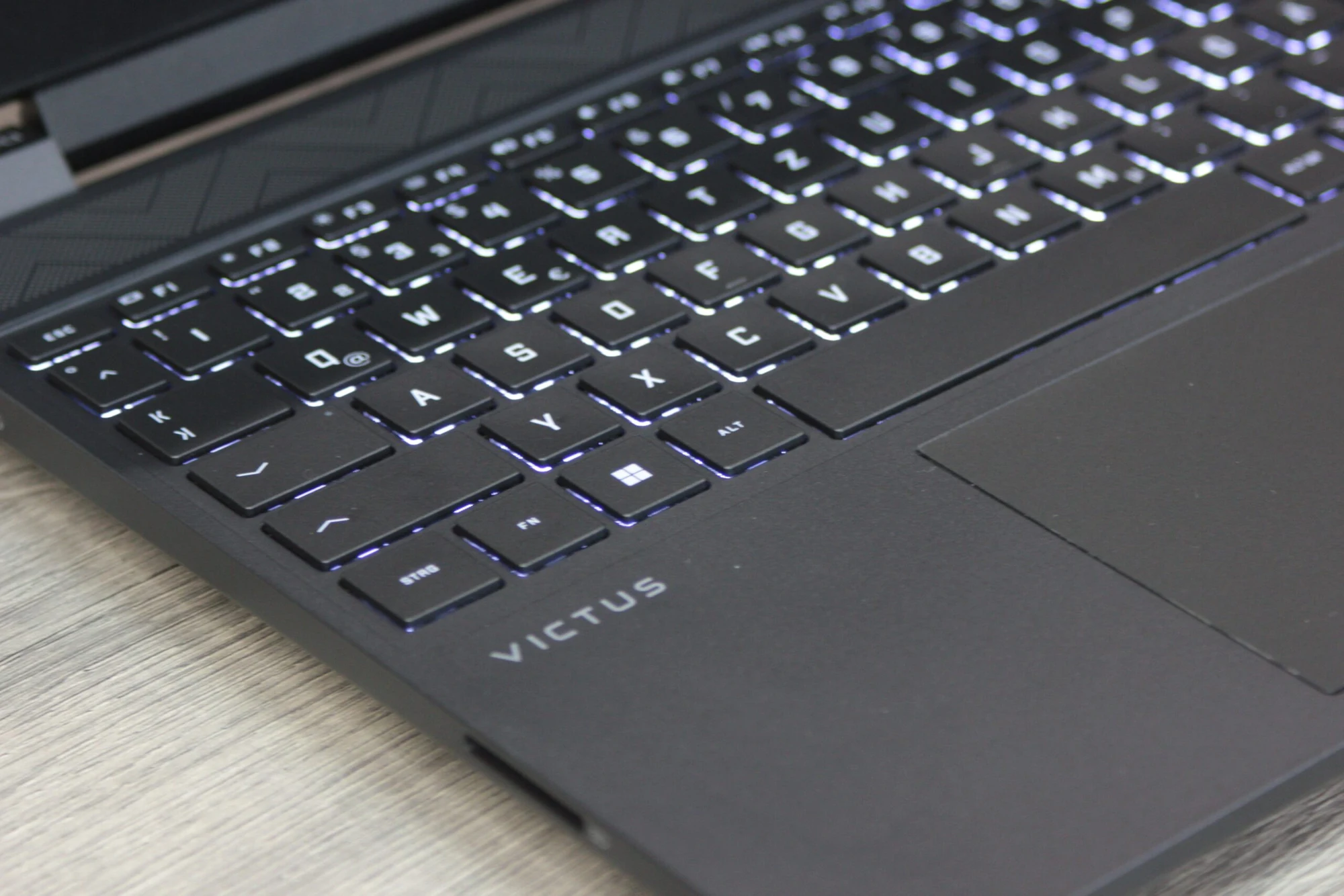 HP Victus 15 | i5 12500H | 16GB | 512GB | RTX 3050 | 15.6″ FHD 144Hz — miniatură 8