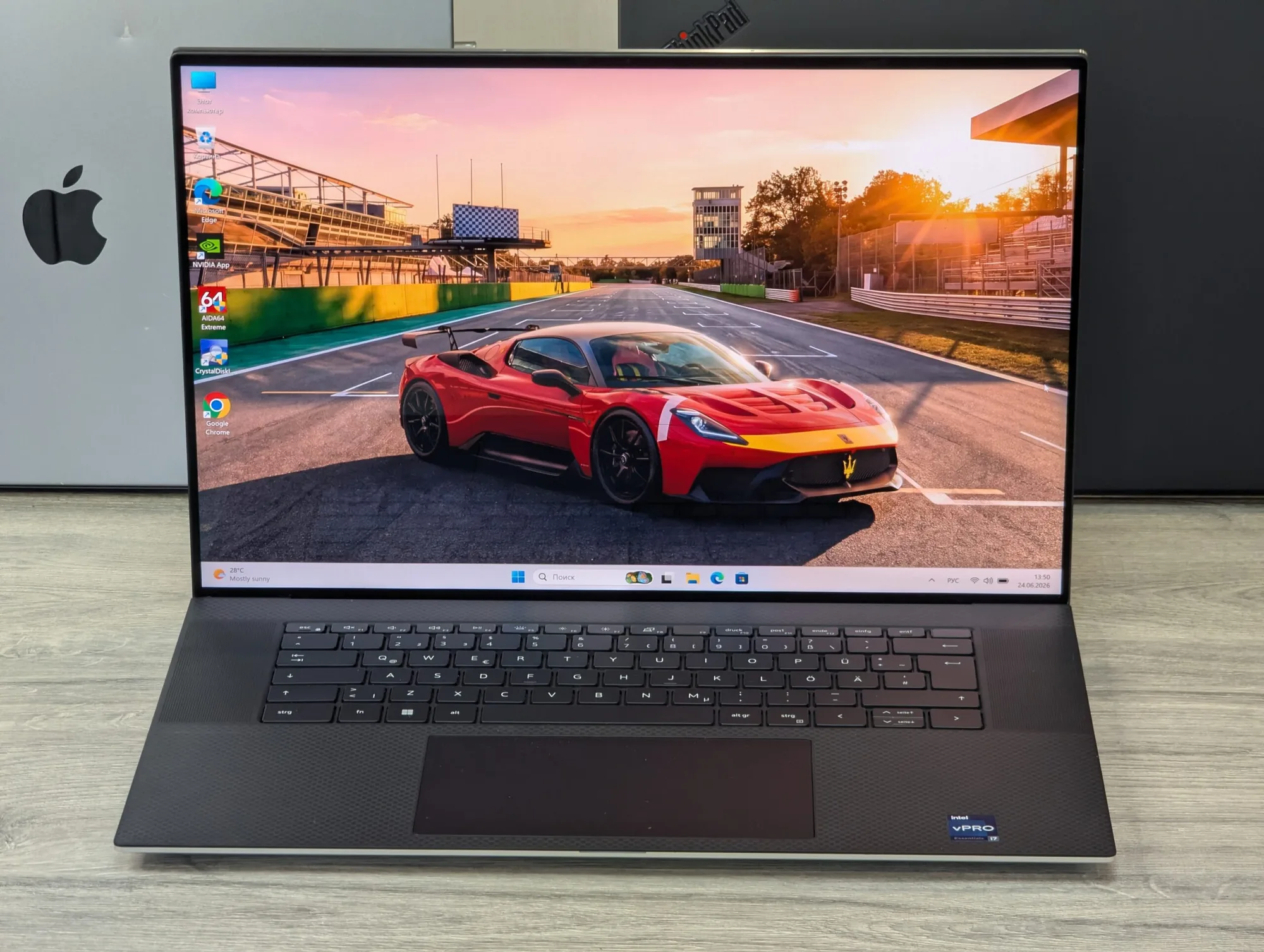 Dell XPS 17 9730 | Core i7-13700H | 16GB DDR5 | 1TB SSD | GeForce RTX 4050 6GB | 17.0″ 4K UHD+ — miniatură 3